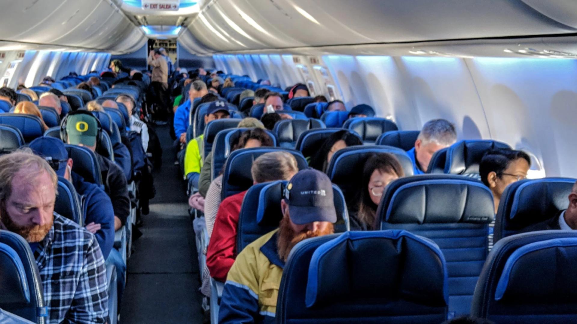Cel mai murdar loc dintr-un avion nu este toaleta, contrar asteptărilor