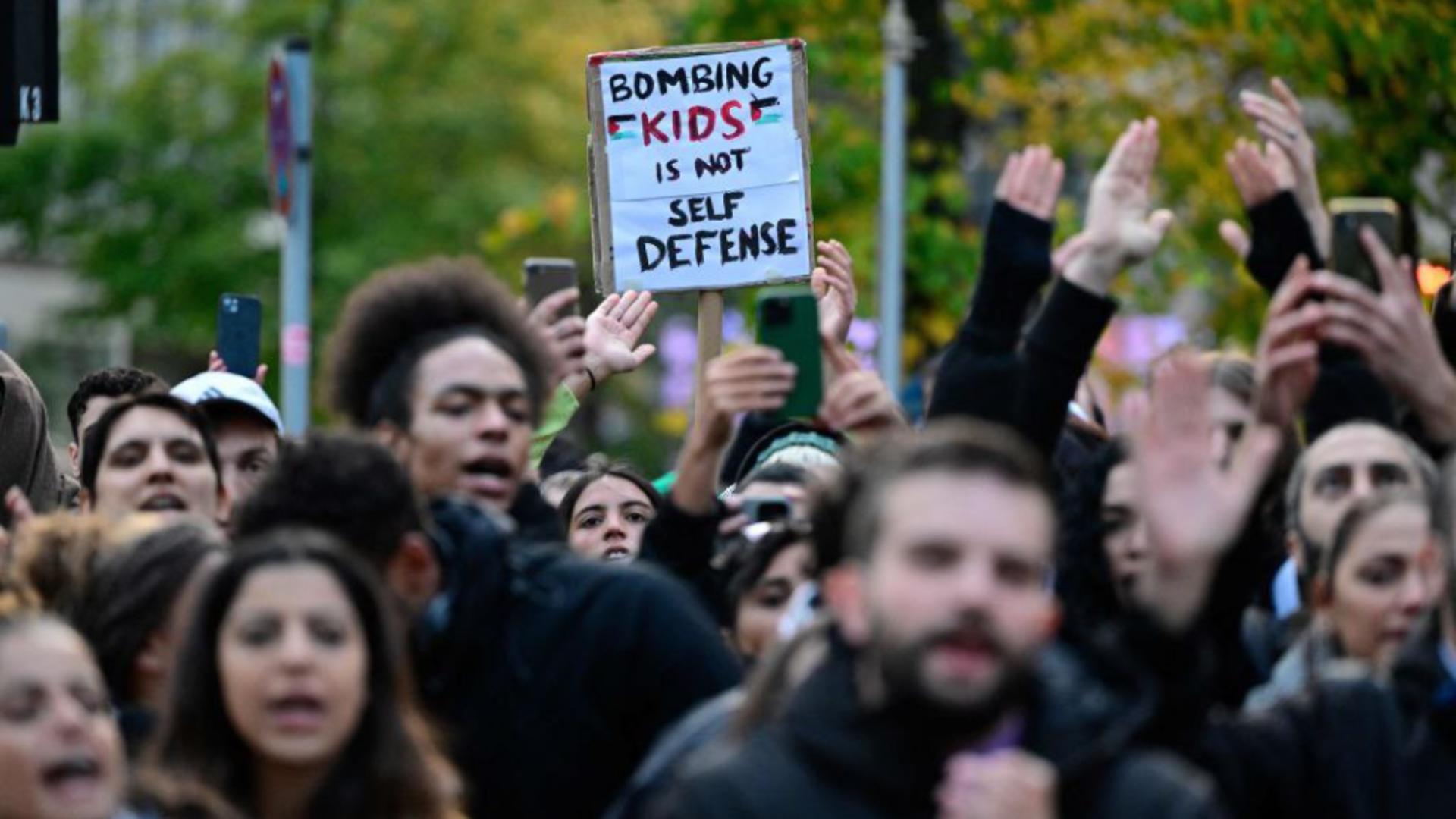 Noi fronturi de război împotriva lumii libere – Proteste violente în Berlin, Atena, Ankara și Toronto: teroriștii se bat cu Poliția