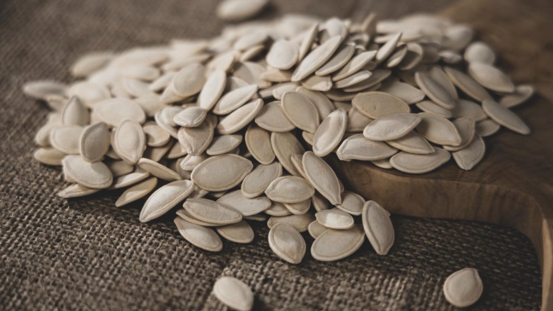 Ce se întâmplă în corpul tău când mănânci semințe de dovleac