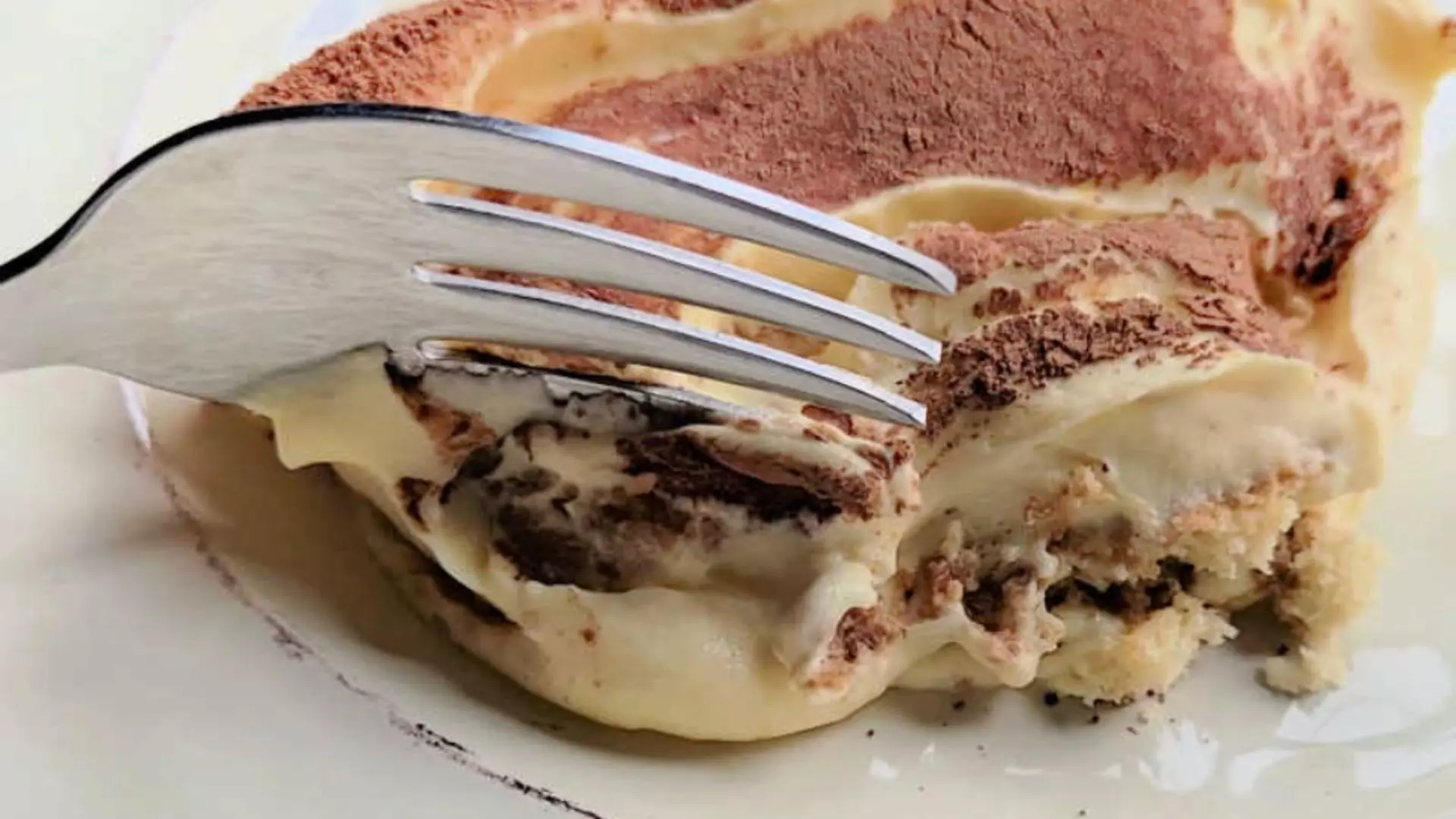 Cel mai bun tiramisu de casă, desertul delicios gata în doar 10 minute