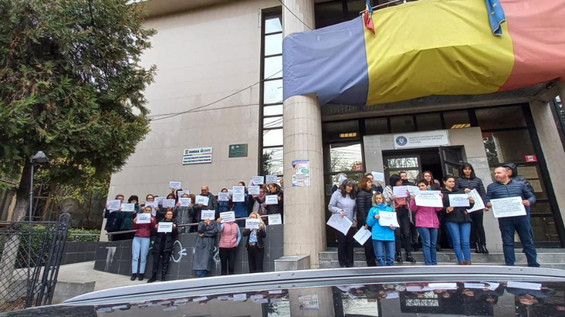 GREVĂ în instituțiile Ministerului Muncii – Sindicaliștii amenință că activitatea va fi oprită pe termen nelimitat