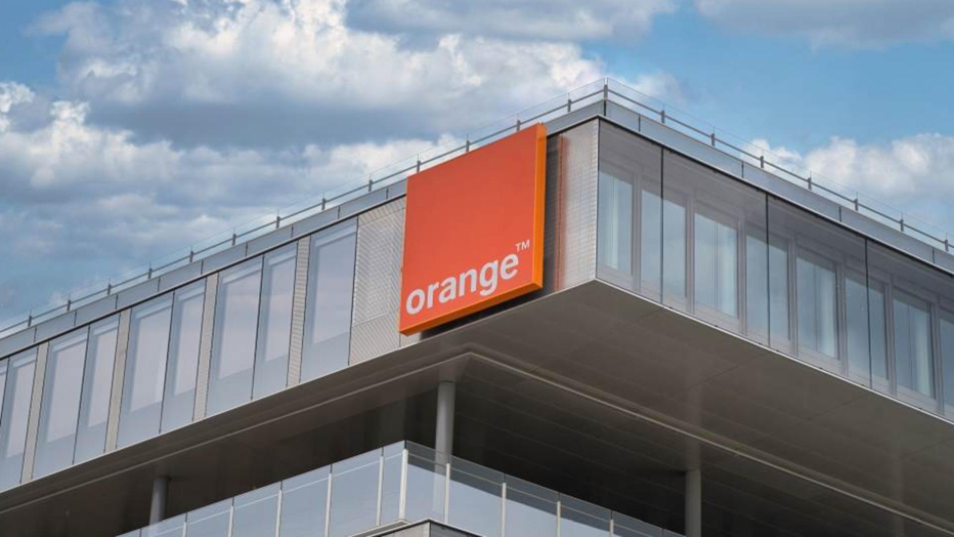 ANPC a amendat Orange cu 150.000 de lei și a decis încetarea practicii comerciale înşelătoare – Nereguli grave în serviciile pentru clienți