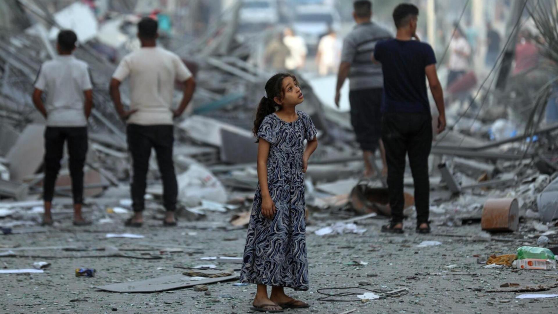 APEL disperat al ONU de încetare imediată a focului în Fâșia Gaza: „Devine un CIMITIR al copiilor” – Peste 4.000 de minori morți