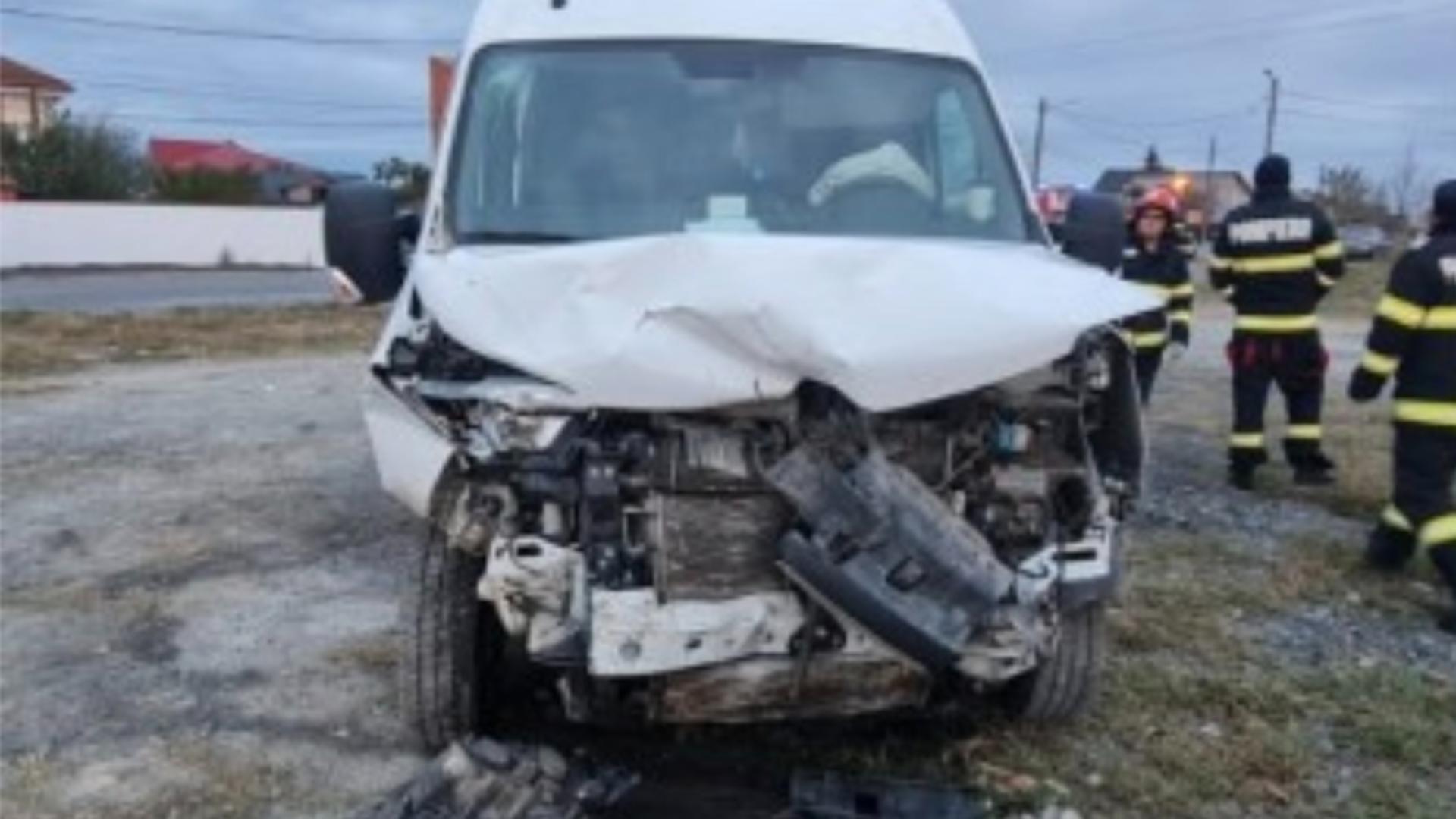 Microbuz cu călători, implicat într-un grav accident, la Techirghiol: cel puțin 8 victime – VIDEO
