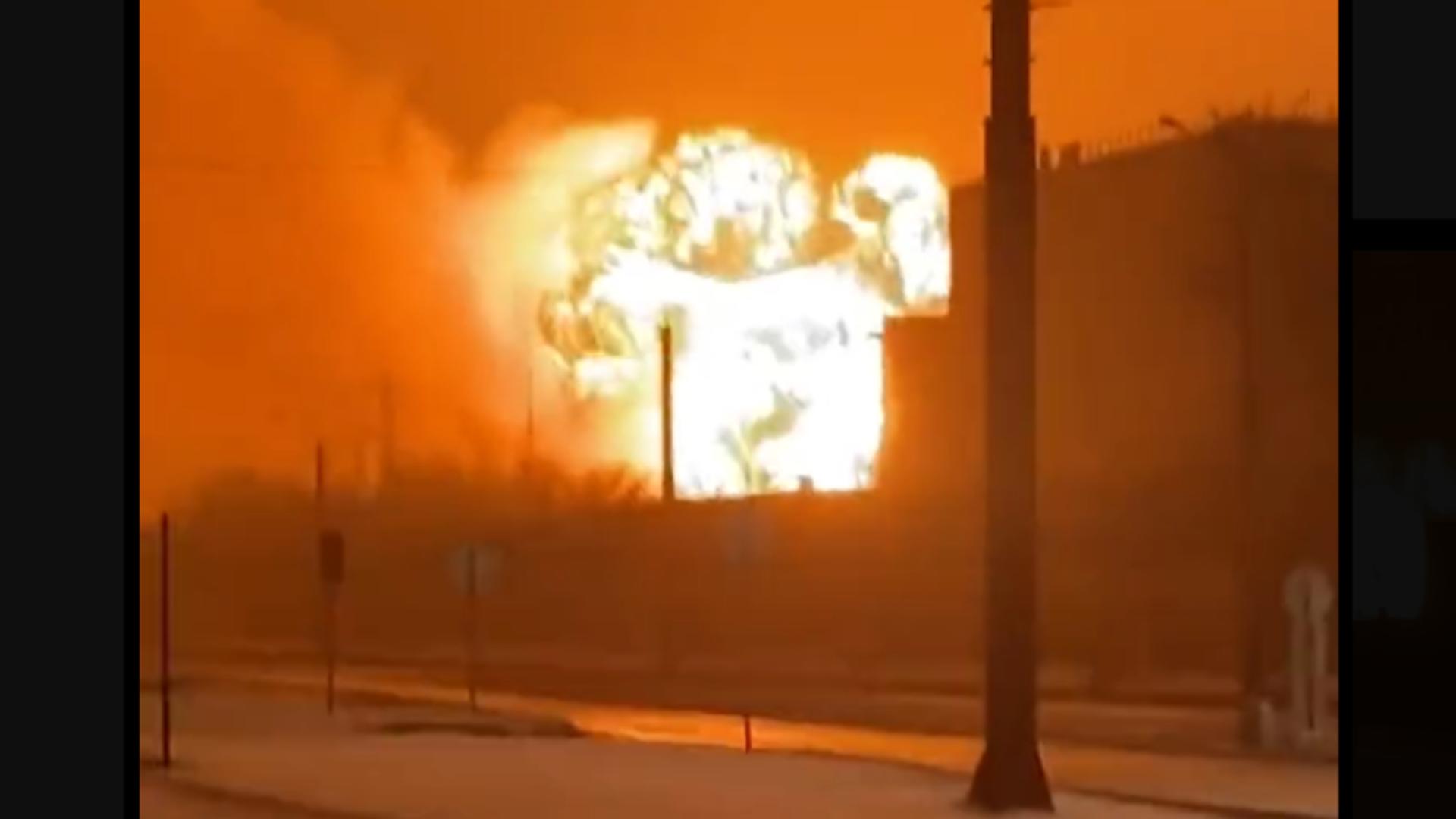 Explozie uriașă la cea mai mare uzină de tractoare din Rusia. Foto: X