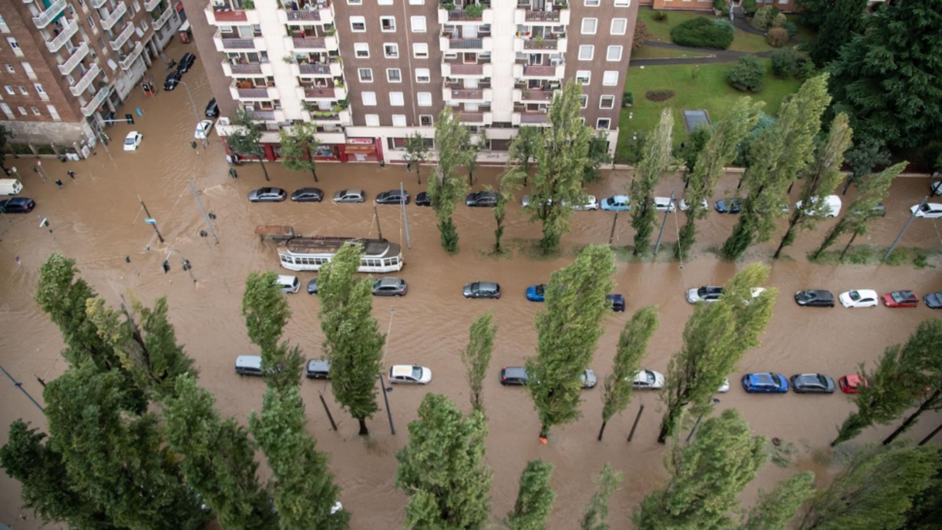 PRĂPĂD în Europa. Vreme extremă cu furtuni violente, inundații masive – Italia, Anglia, Franța, foarte afectate – Scene apocaliptice