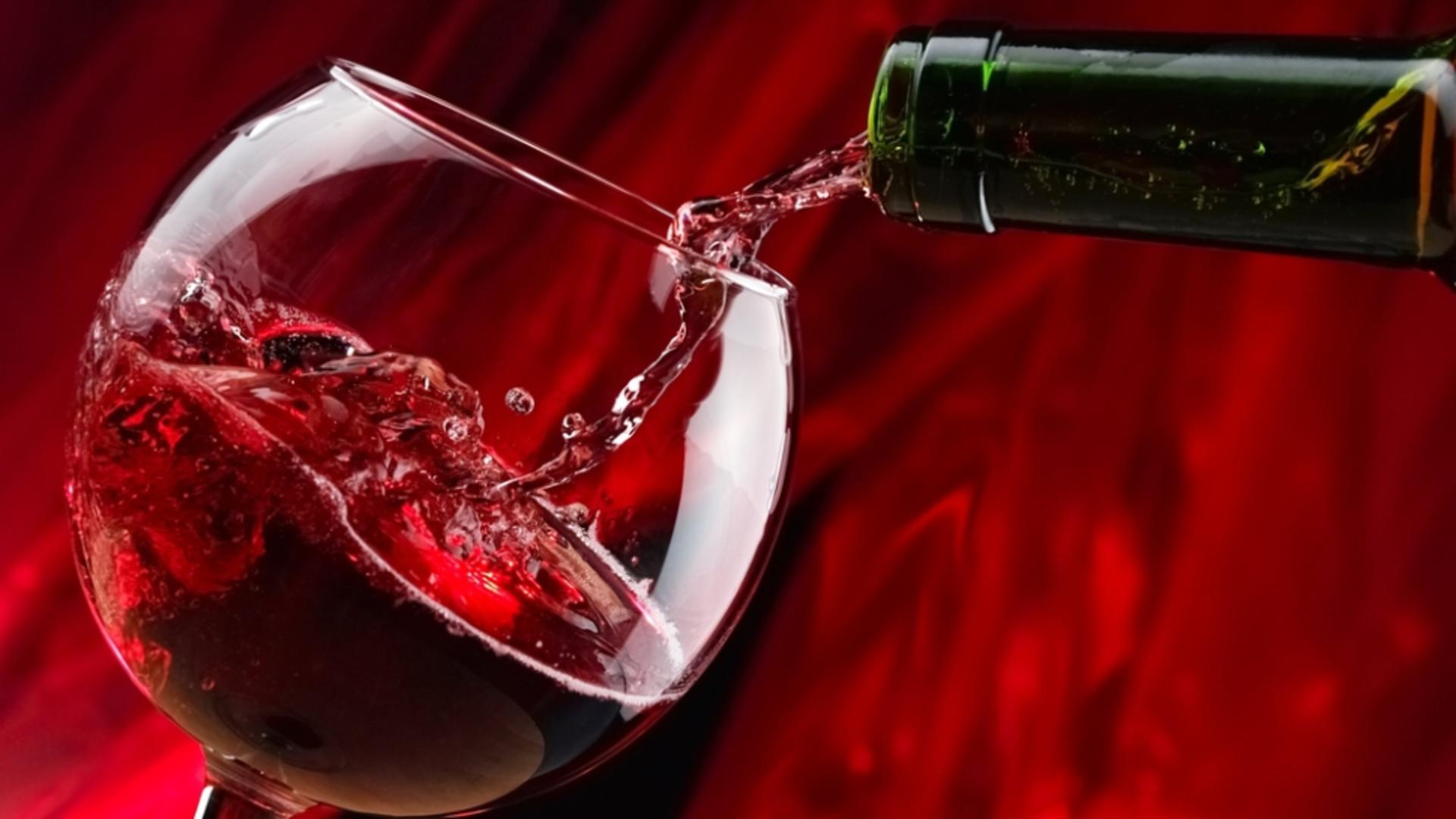 Motivul pentru care vinul roșu îți dă o durere de cap cruntă - Descoperirea cercetătorilor americani