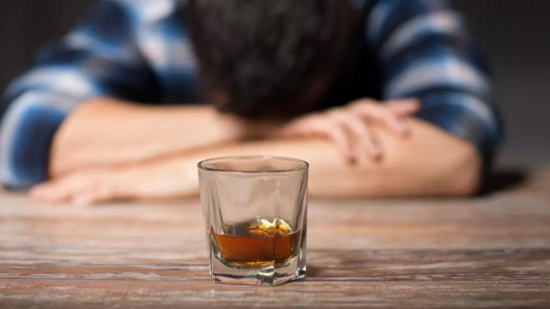 De ce este mai important pentru ficat cum bei decât cantitatea de alcool pe care o bei? - STUDIU