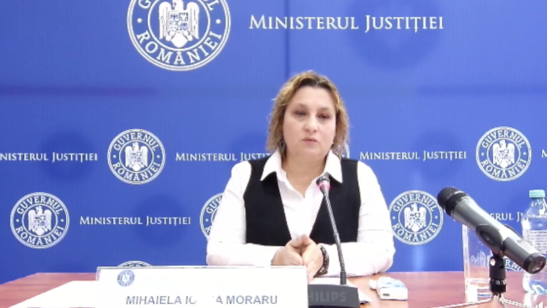 Mihaiela Iorga în timpul interviului acordat membrilor CSM