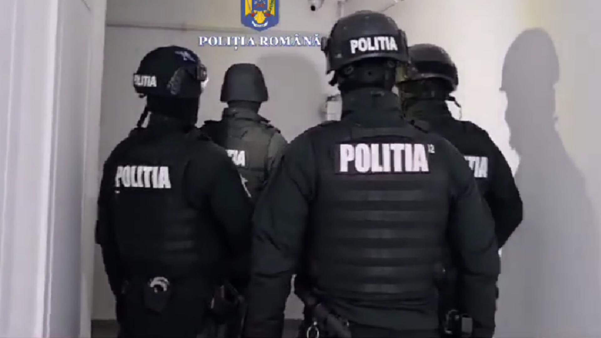 Percheziții/ Captură video: Poliția Română