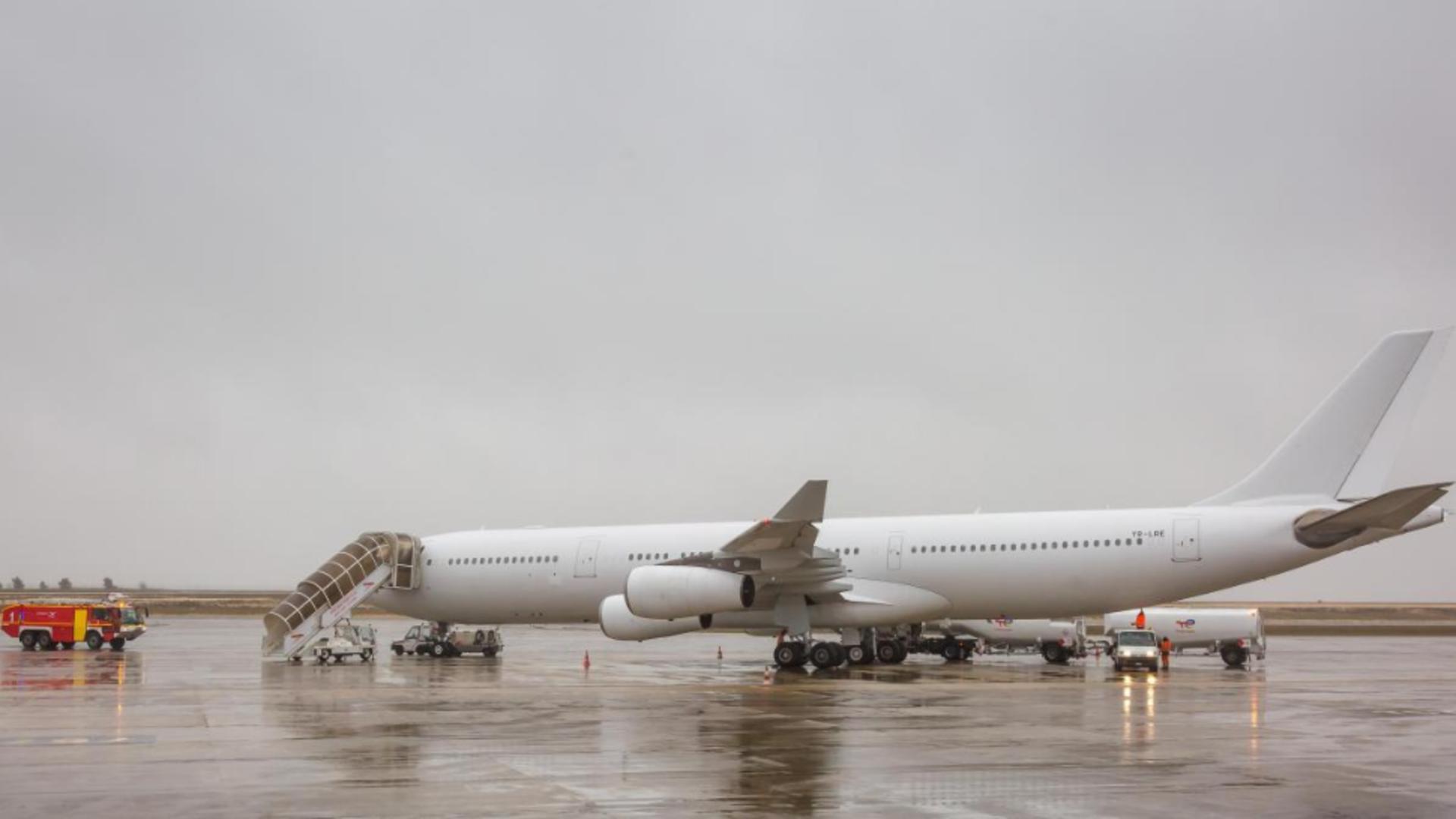 Un Airbus al unei companii românești, blocat pe aeroport în Franța. Suspiciune de trafic de persoane spre SUA sau Canada