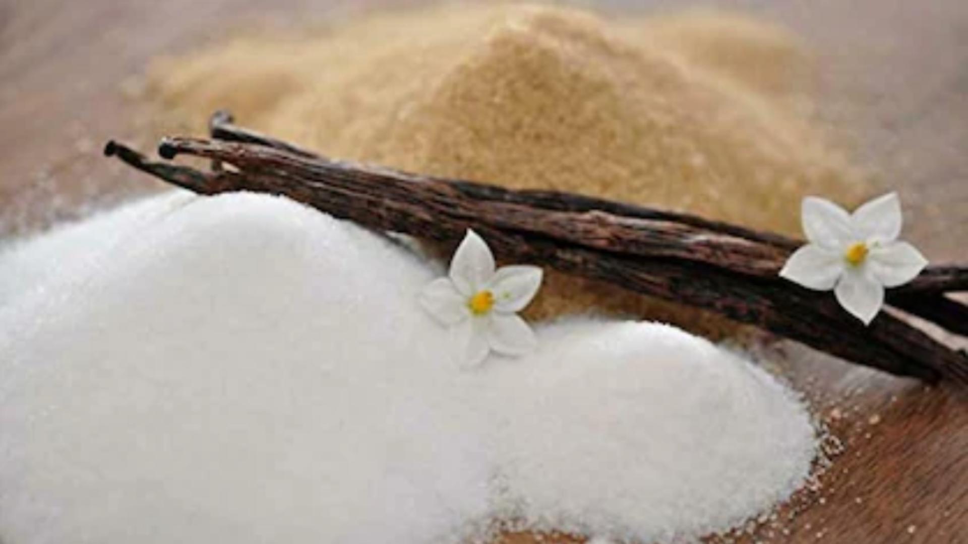 La ce se folosește zahărul vanilat și când trebuie evitat zahărul vanilinat în prăjituri – Care e diferența față de cel sintetic
