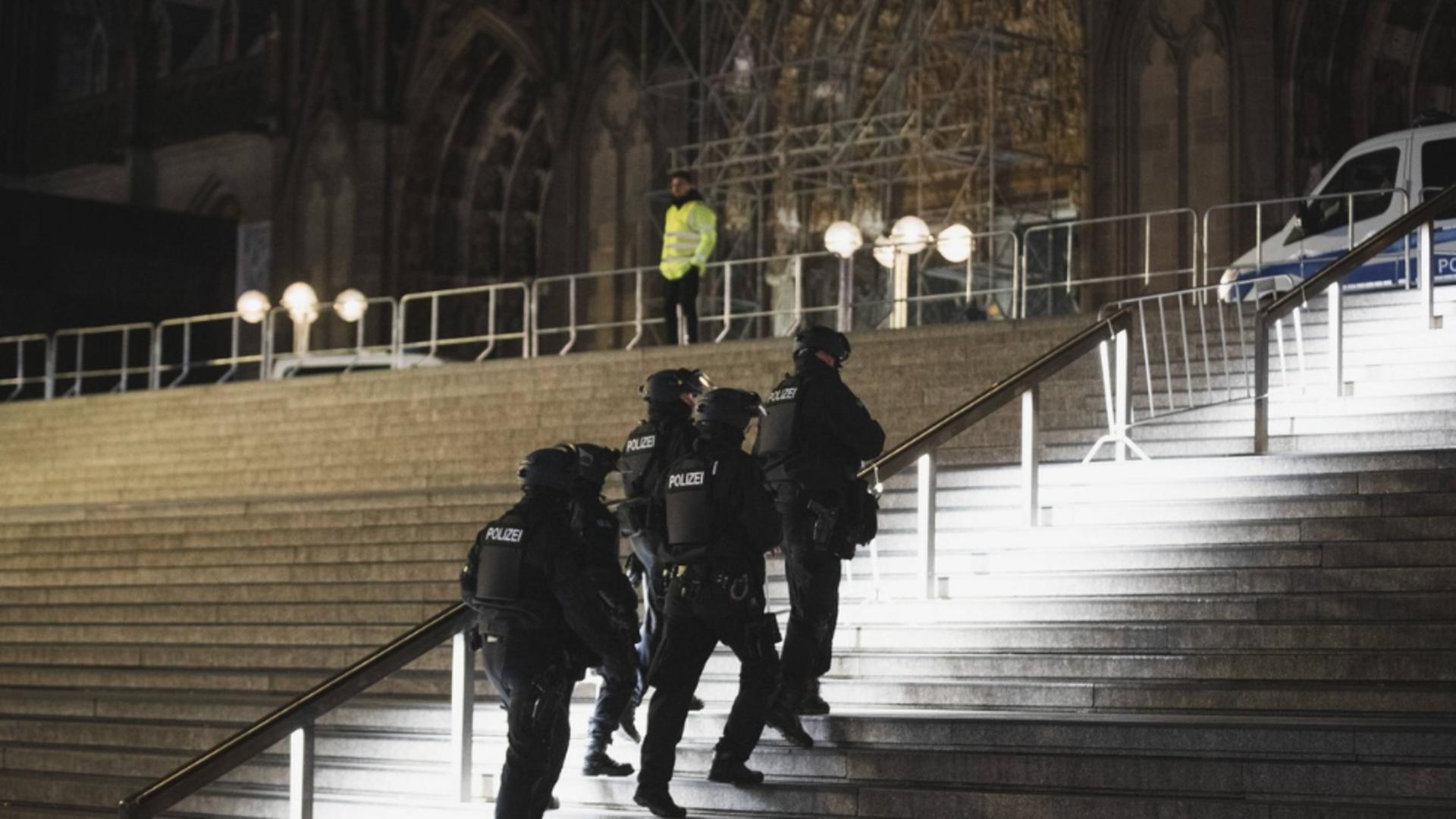 Plan de atac terorist asupra catedralei din Koln în seara de Anul Nou, dejucat de poliția germană. Foto/Profimedia