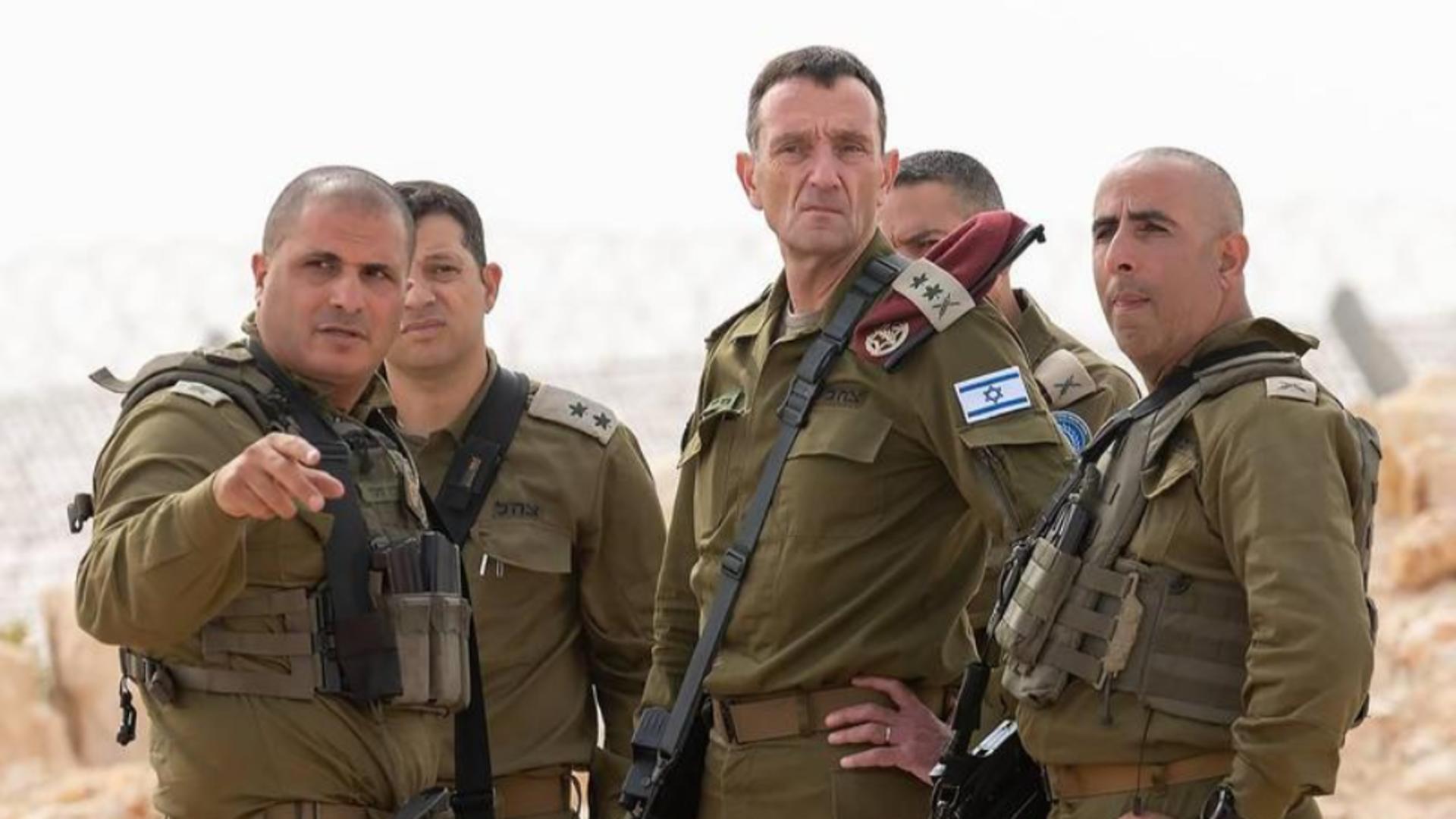 Șeful statlui major israelian, gen-locotenent Herzi Halevi (centru) (Profimedia)