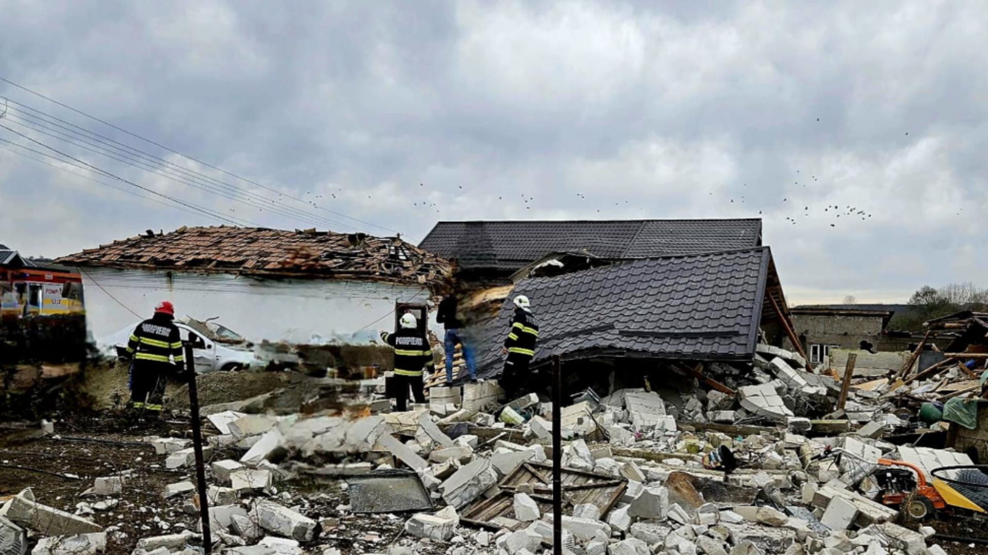 Casa s-a prăbușit de tot de la forța exploziei. Foto/ISU