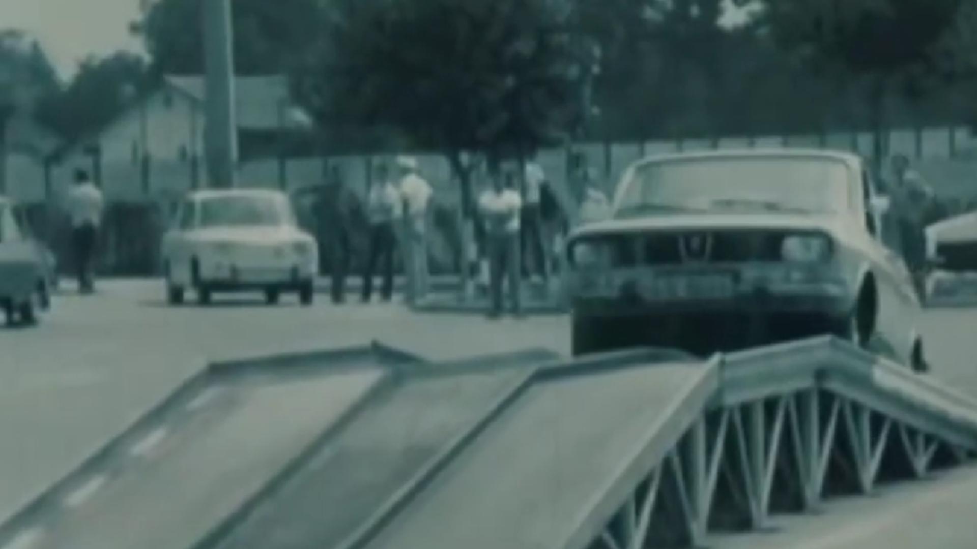 Cum se dădea examenul auto înainte de ’89. Era 4 probe, cea mai grea fiind “poligonul” – VIDEO