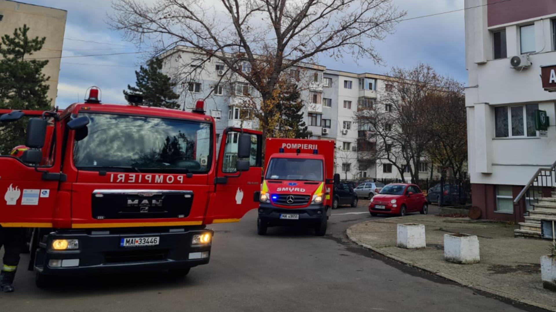 Incendiu în podul unui spital din Ploiești – Pompierii au intervenit de urgență