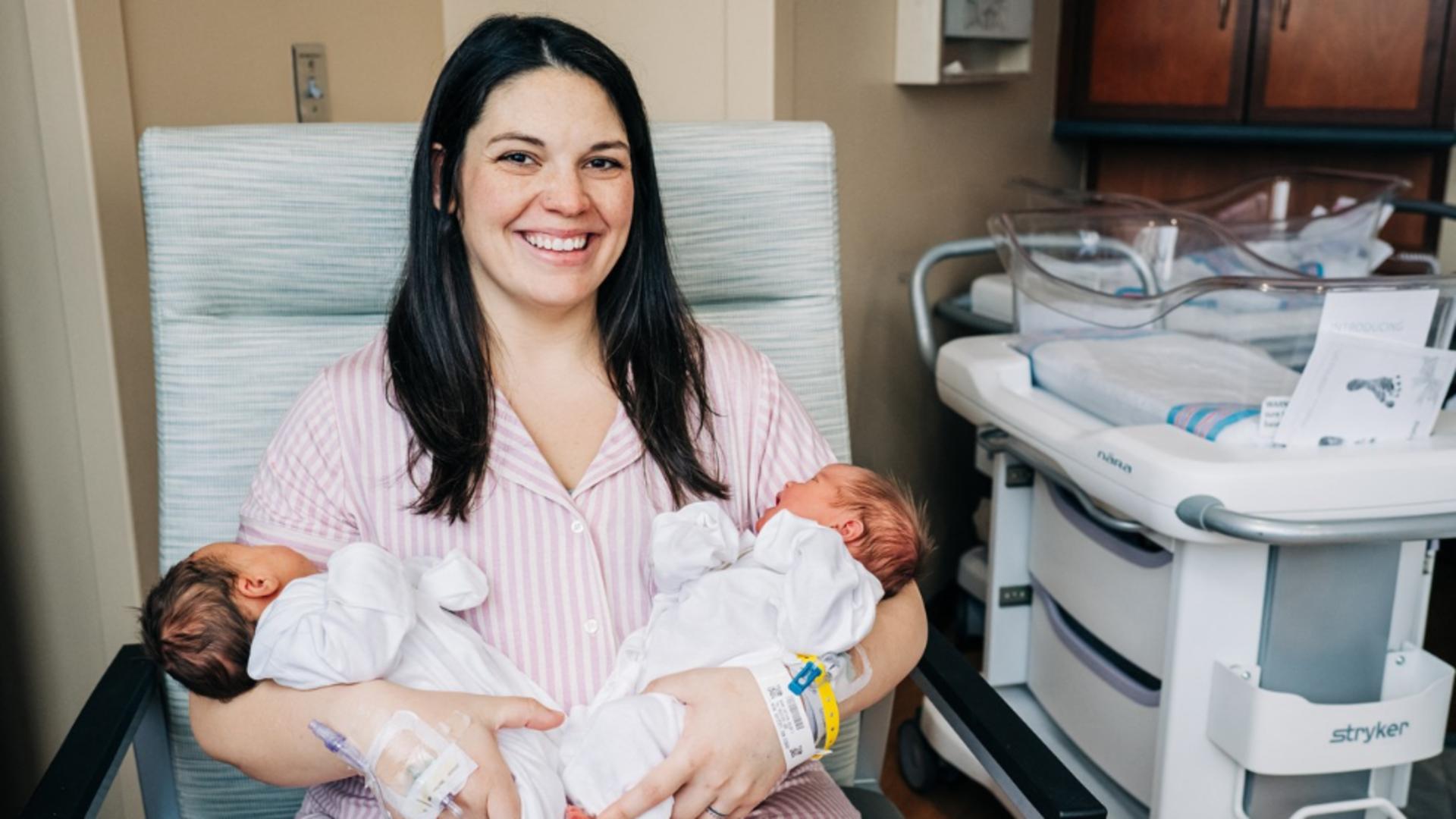 O femeie cu două utere a născut două gemene. Ce spun medicii despre o astfel de naștere?
