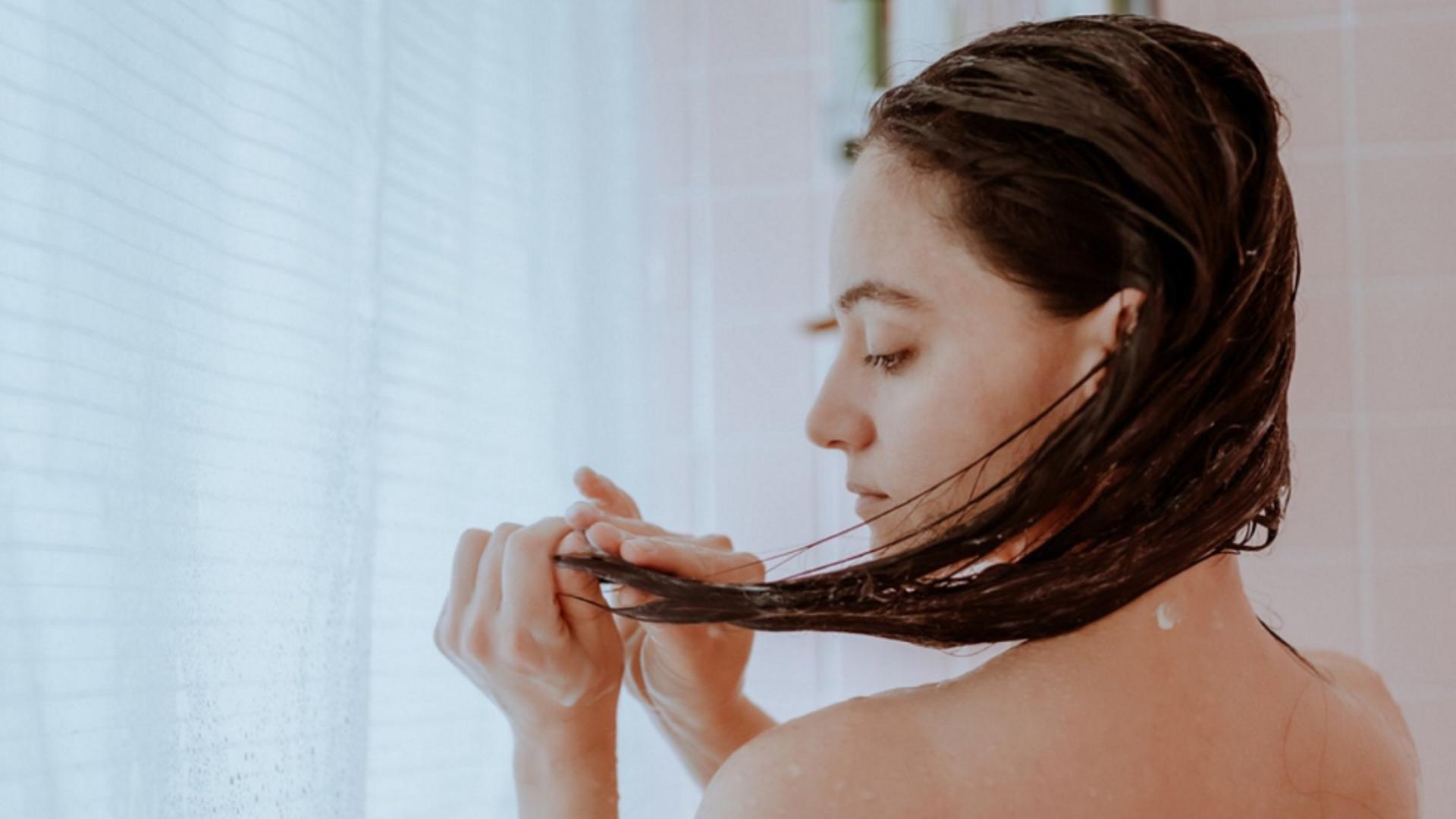  Beneficiile uleiului de rozmarin pentru creșterea părului: proprietăți antimicrobiene și antiinflamatorii