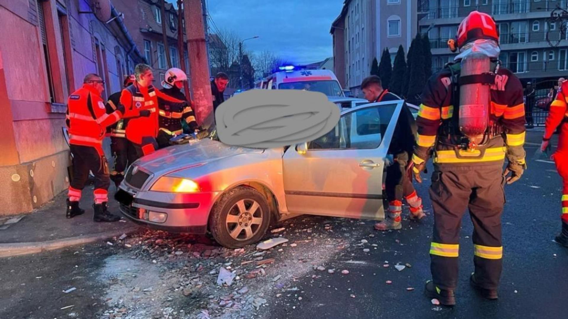 Accident grav, în Sibiu. Șoferul de 23 de ani avea permisul suspendat: 3 victime
