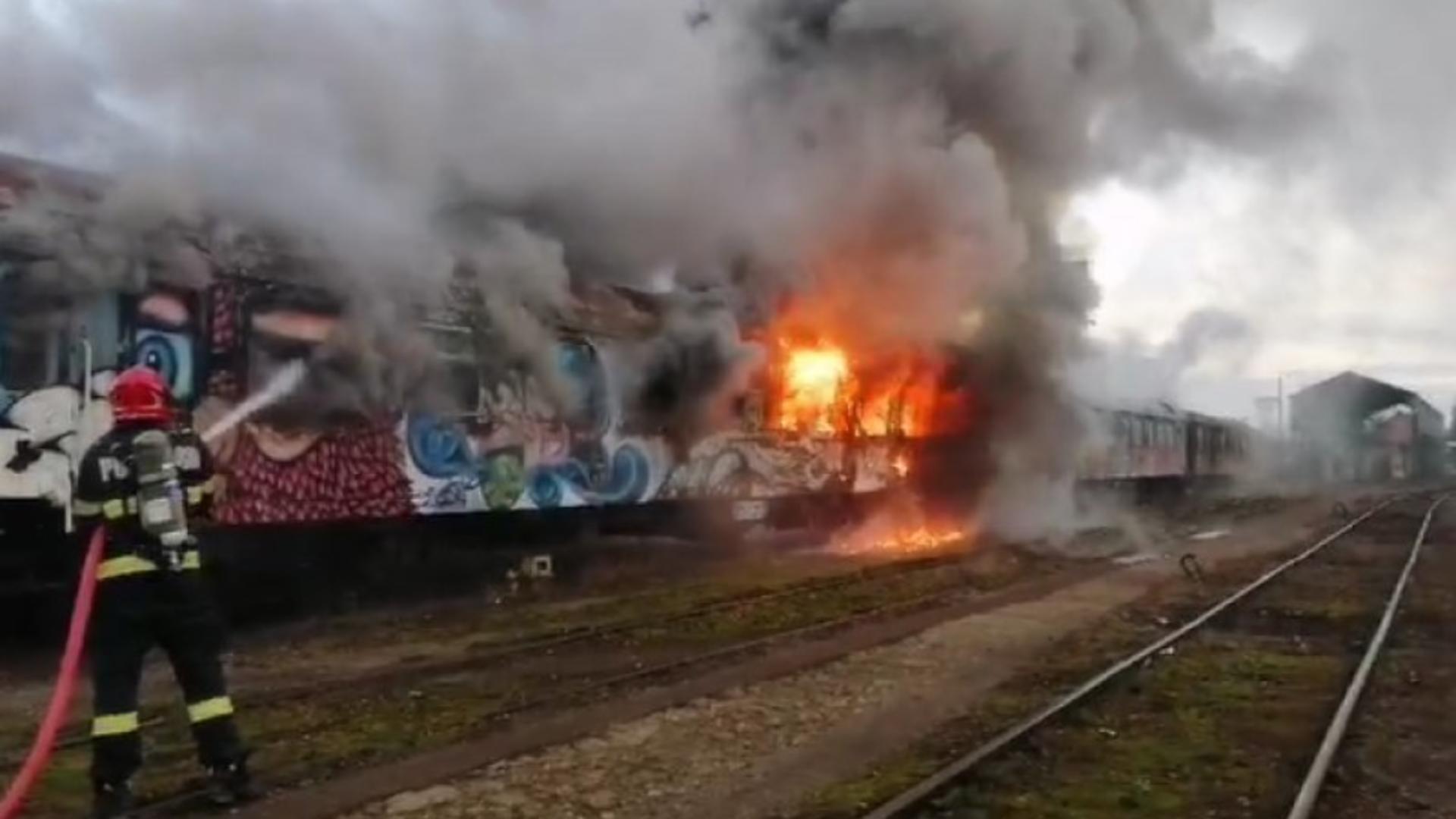Vagoane în flăcări în gara din Cluj Napoca – De la ce a pornit incendiul