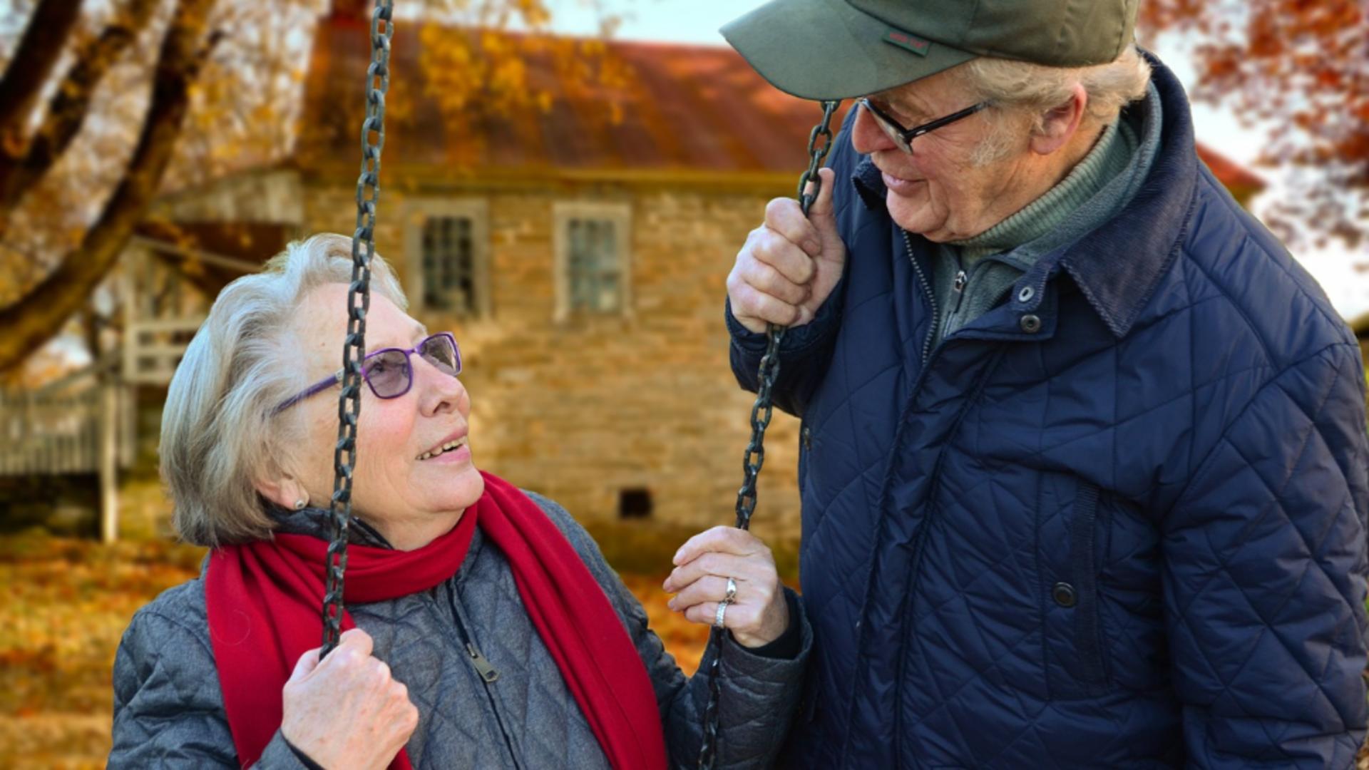 Tot mai mulți pensionari italieni aleg România ca locul unde să se retragă la bătrânete