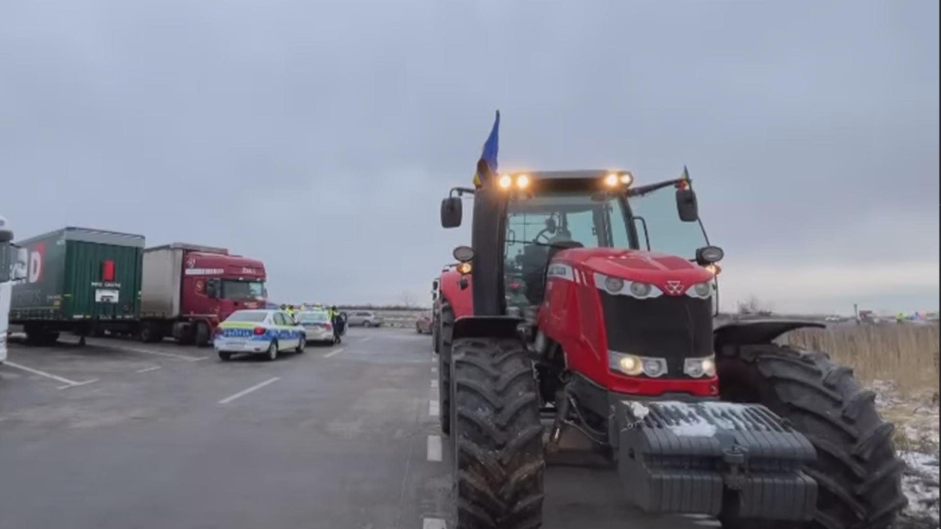 Proteste. Trafic blocat pe Autostrada Bucureşti-Ploieşti, după ce trei capete tractor au oprit pe carosabil. Coloană de 6 kilometri