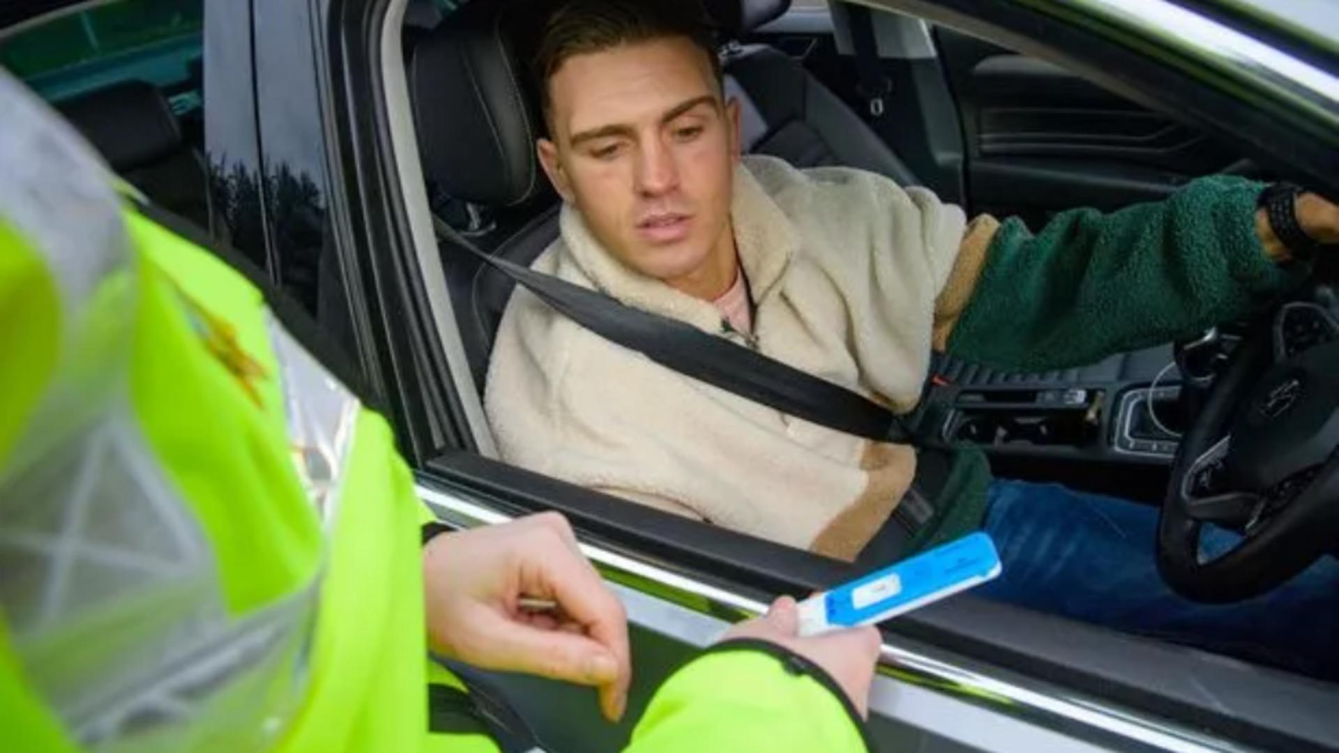 Șoferii care se tratează de răceală pot ieși pozitiv la testul de droguri