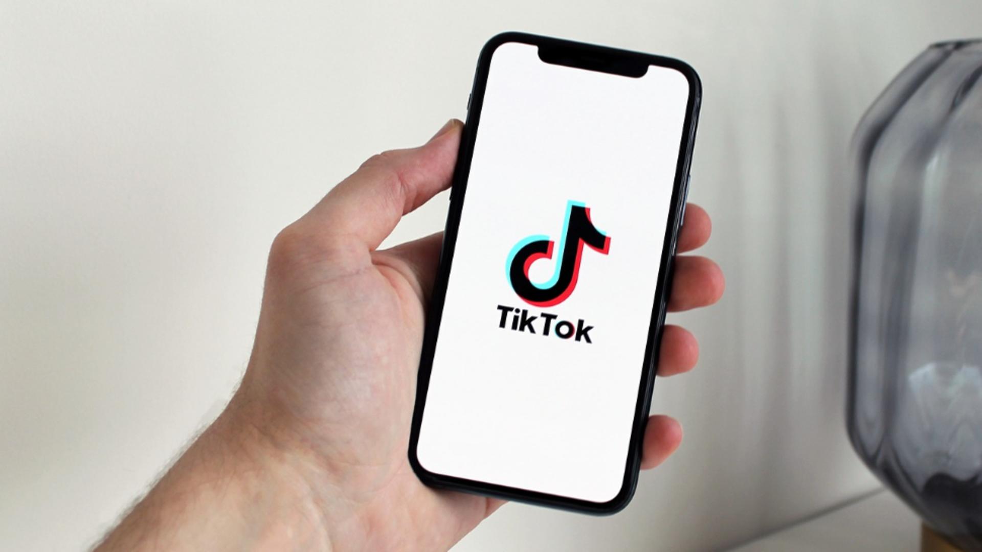 Ministrul digitalizării îl contrazice pe purtătorul de cuvânt al PSD: Nu urmărește nimeni să interzică utilizarea TikTok