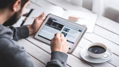 Munca de acasă ar putea deveni obligatorie. Foto/Profimedia