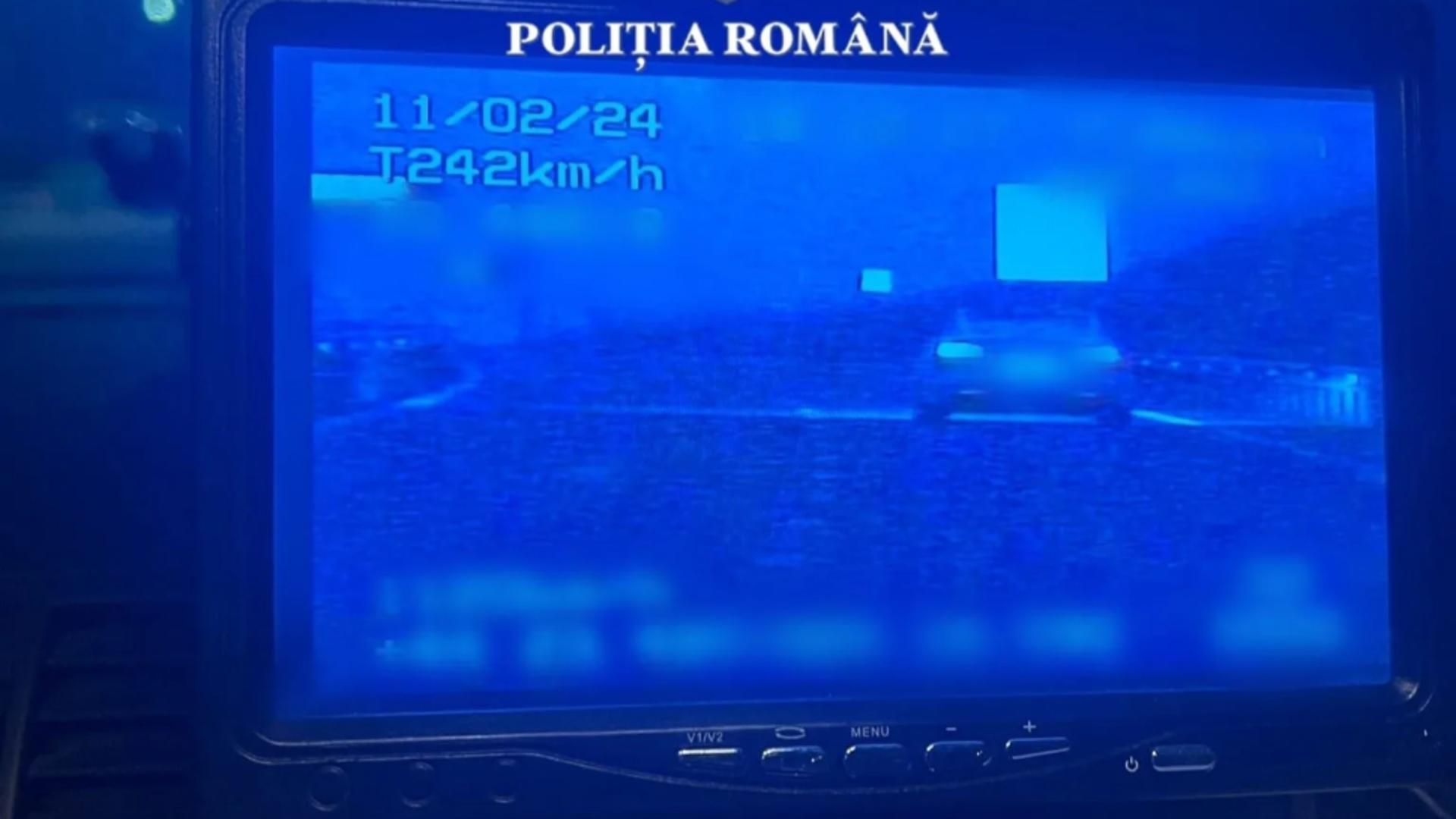 Șofer prins cu 242 de km/h pe drumul expres dintre Craiova si Slatina