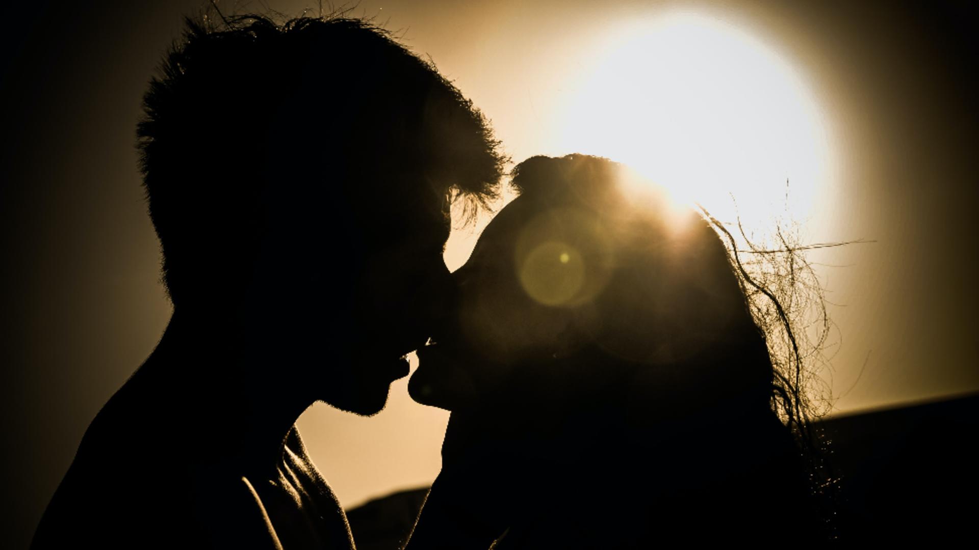 Cât ar trebui să dureze sărutul ideal? Răspunsul incredibil al specialiștilor/ unsplash.com