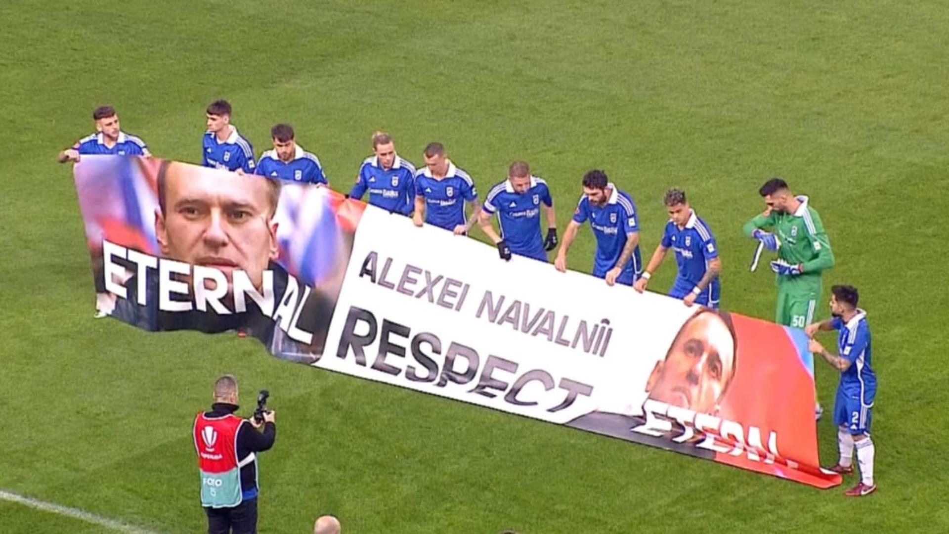 Moment de reculegere pentru Alexei Navalnîi la începutul meciului FCU Craiova - CFR Cluj. Foto: Facebook