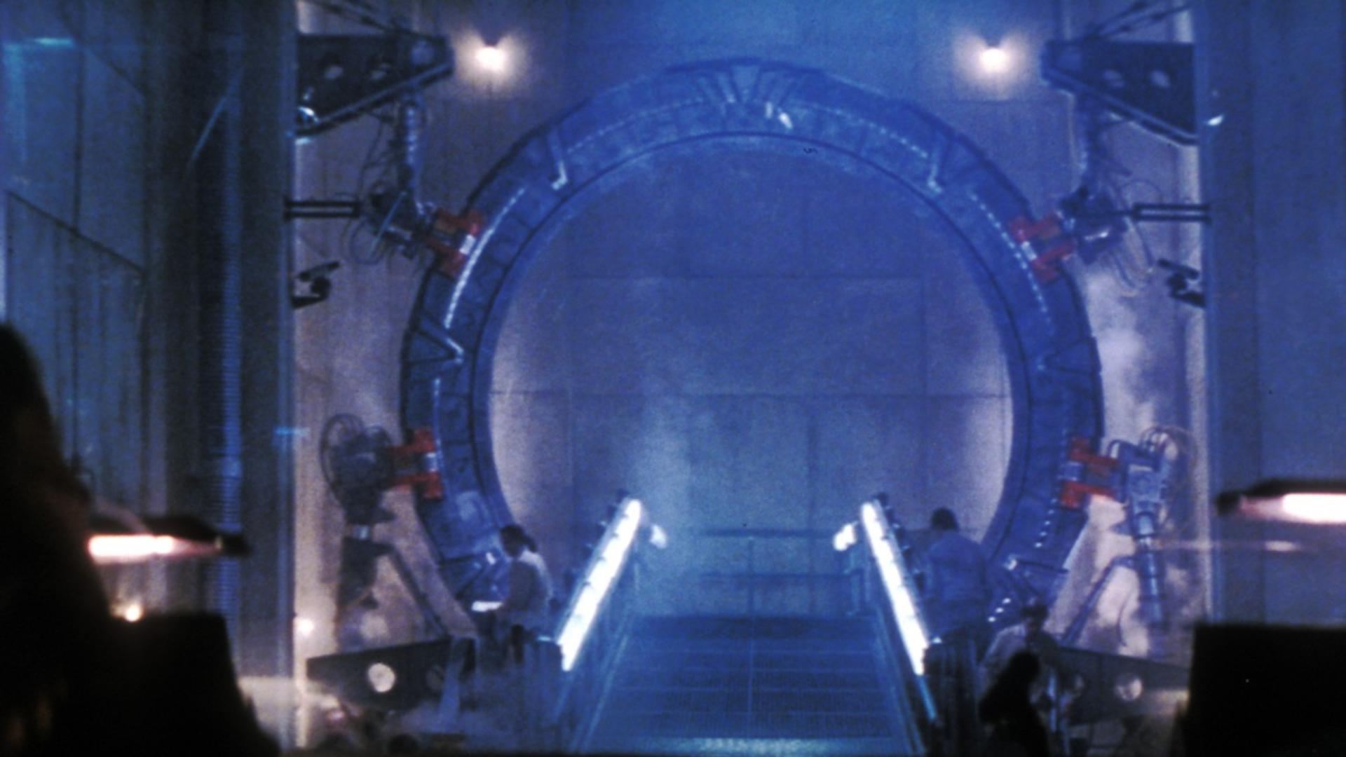 Teoria experimentelor spațio-temporare a fost popularizată în multe filme SF (Stargate - Profimedia)