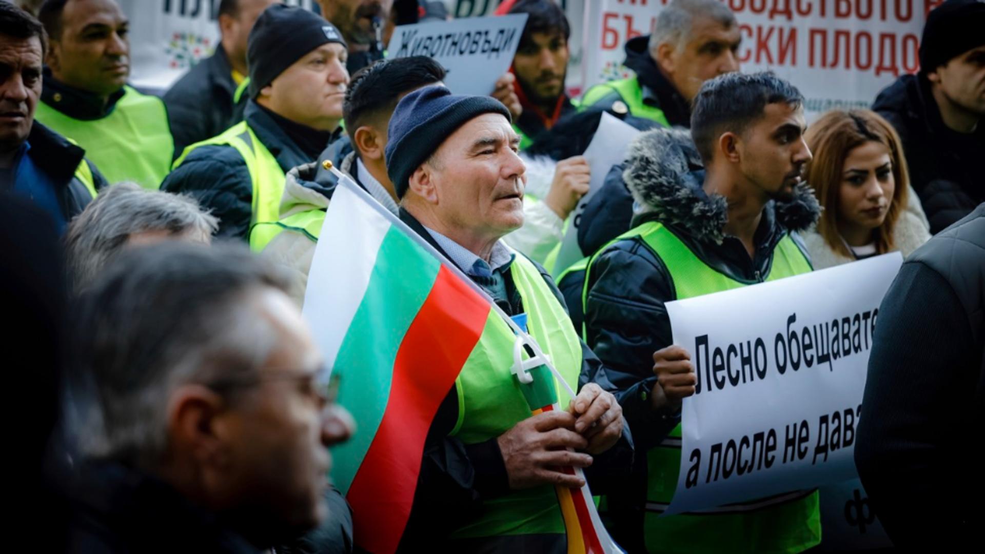 Agricultorii bulgari, în stradă! Risc de blocaj al drumurilor principale și punctelor de frontieră: MAE  emis o atenționare de călătorie