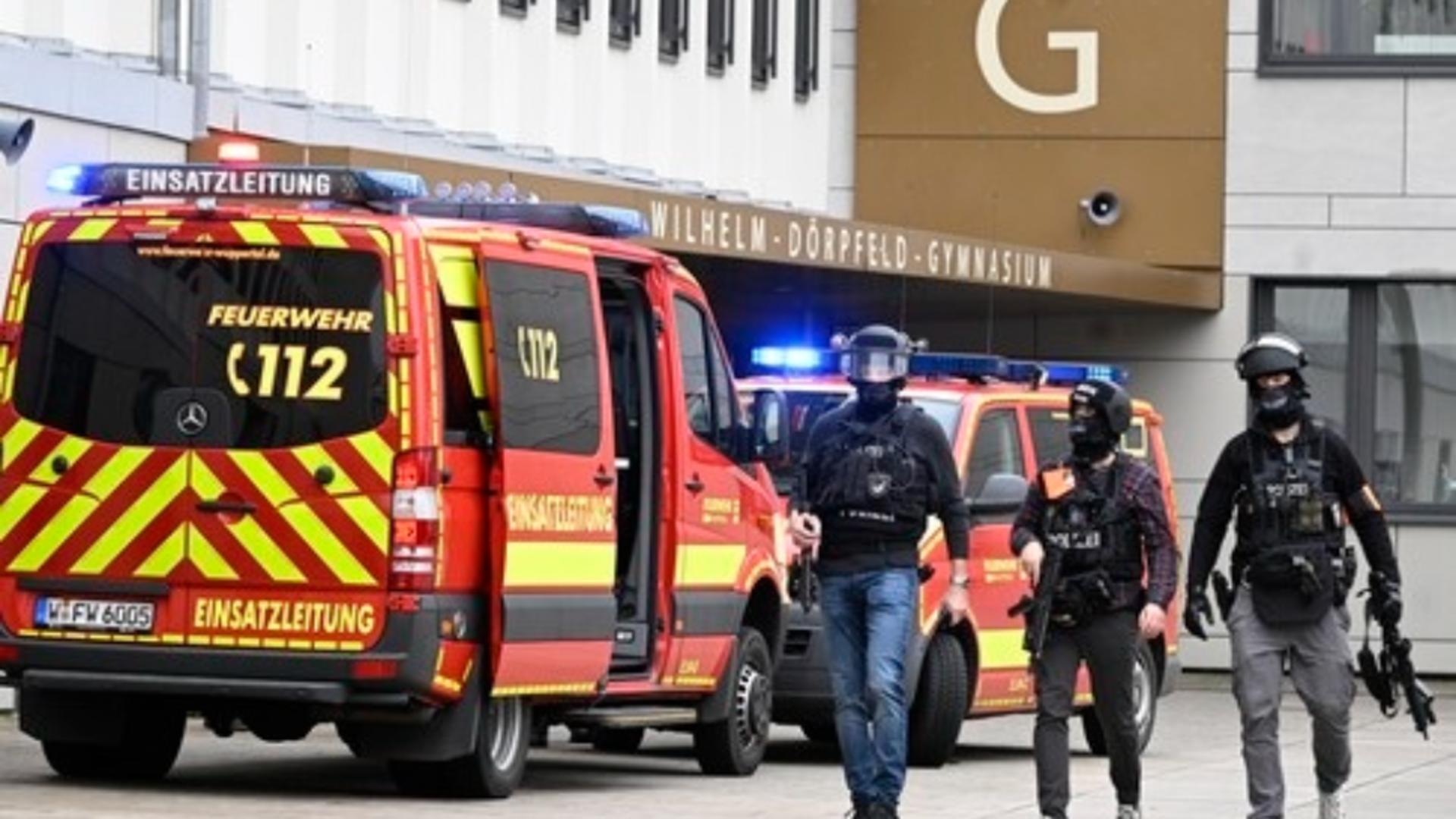 Șoc în Germania: Atac brutal asupra unei școli, mai mulți elevi răniți. Poliția intervine în forță