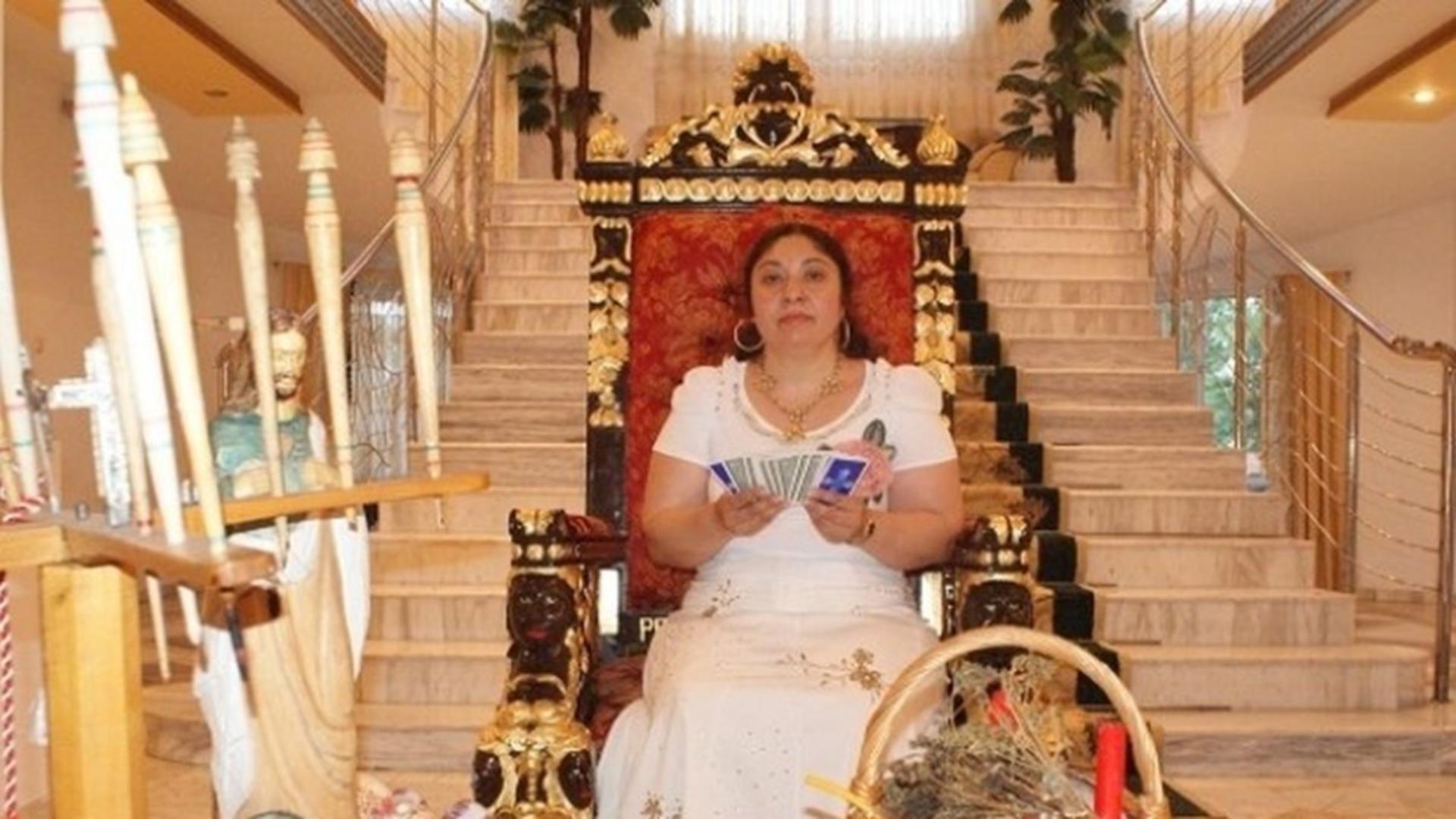 Vrăjitoarea Sidonia, mama suspecților de crimă de la petrecerea cu vedete din Padina: „Fiii mei au fost, de fapt, atacați”