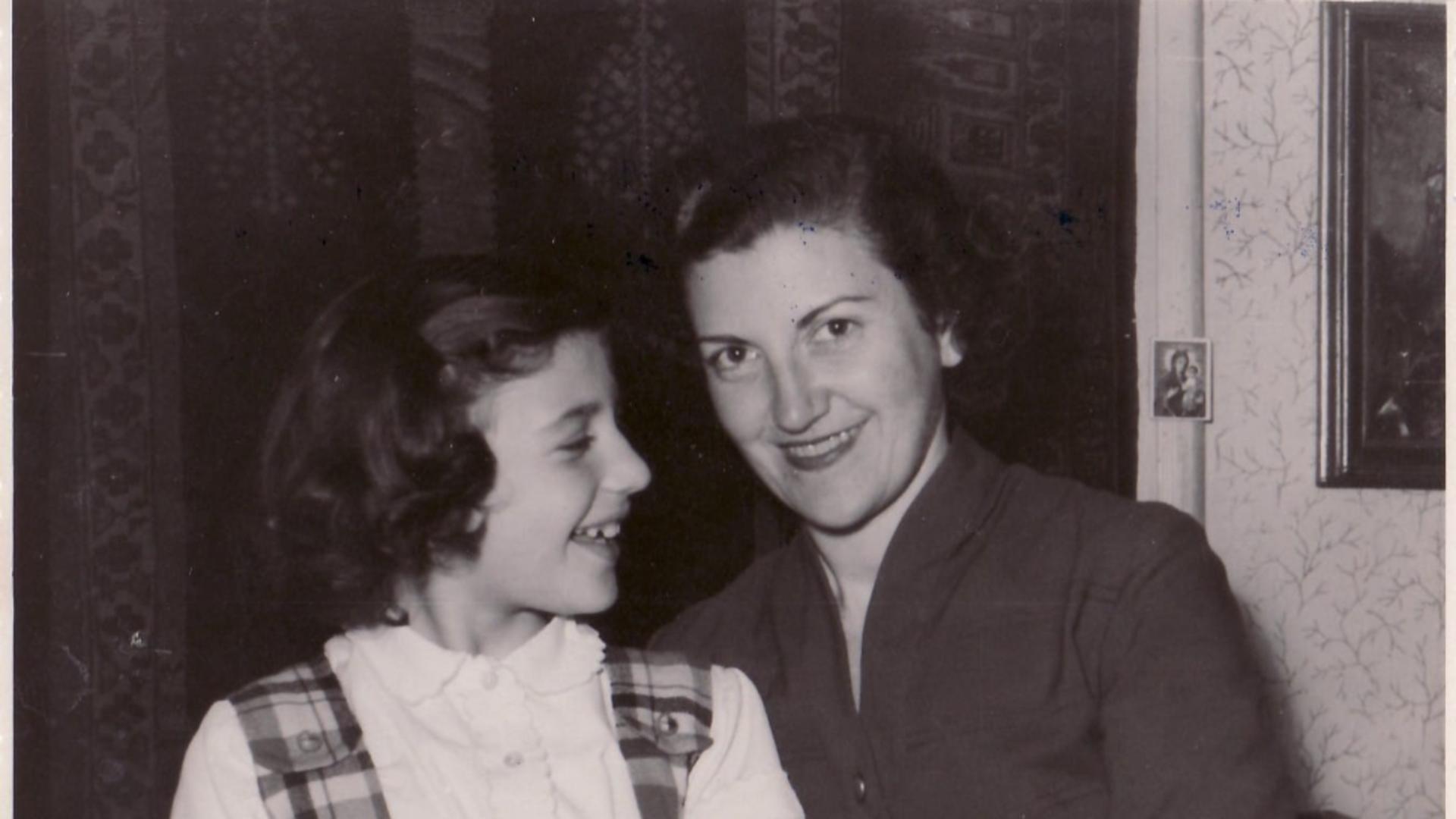 Corina Chiriac alături de mama sa