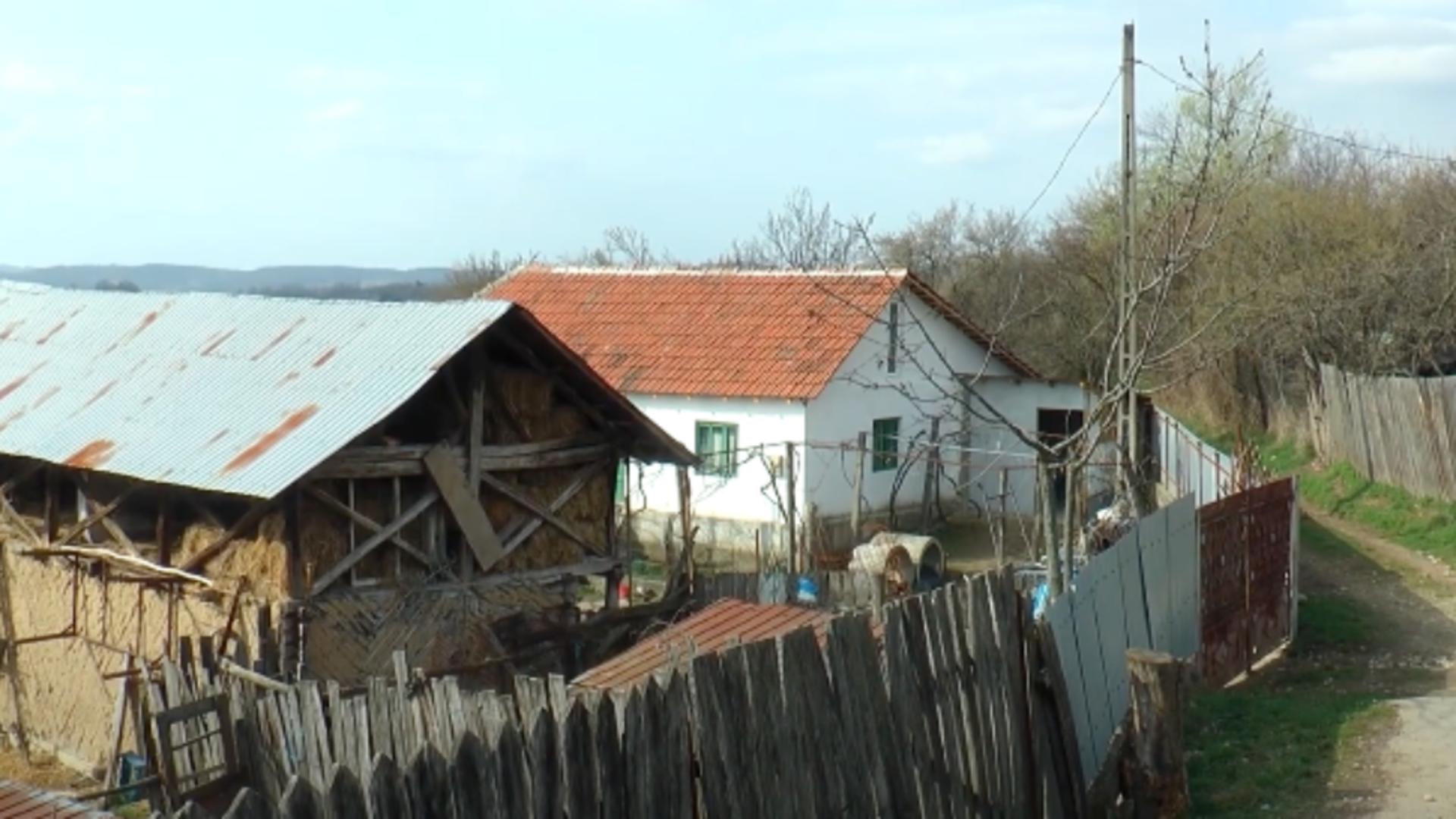 Depopularea satelor, fenomen îngrijorător în România. Îmbătrânirea populației, semnal grav de alarmă