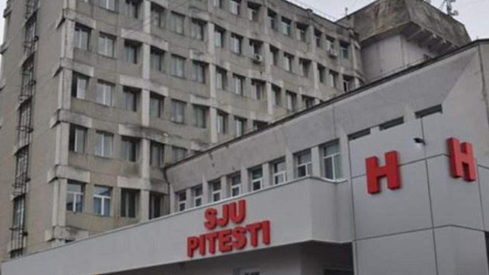 Șefa secției de psihiatrie a Spitalului Județean Pitești a fost reținută. Primea șpăgi pe bandă rulantă, procurorii cer arestarea