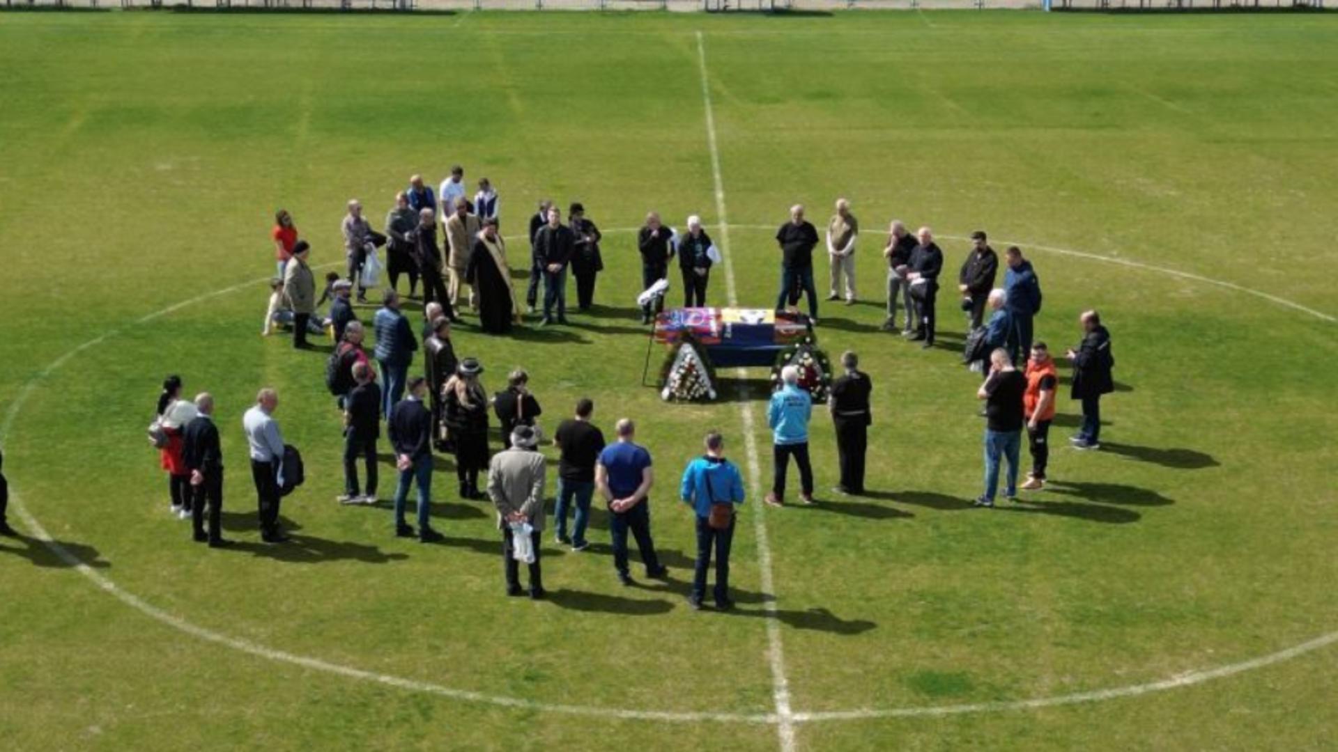 Doliu în fotbalul românesc. Un fost fotbalist al Stelei a fost înmormântat