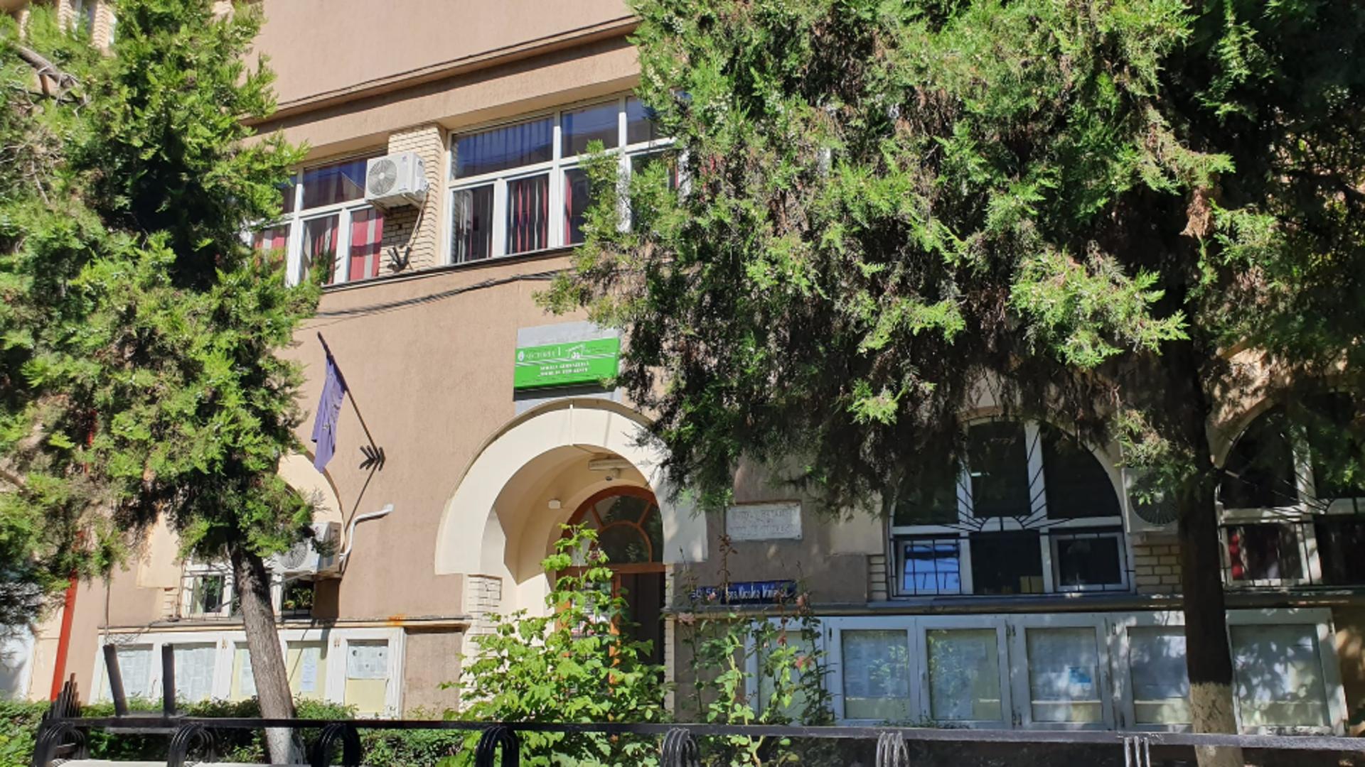 Directoarea a demisionat marți, la solicitarea ministrului Educației
