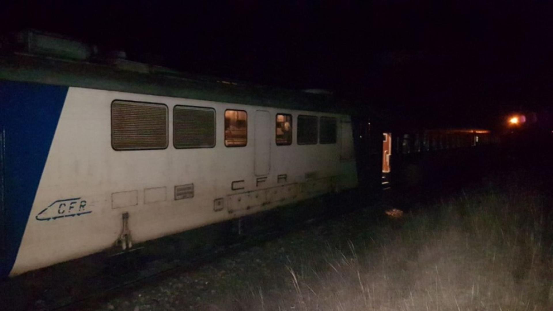 Accident feroviar în Azuga. O fetiță de 7 ani și un bărbat de 55, loviți de tren