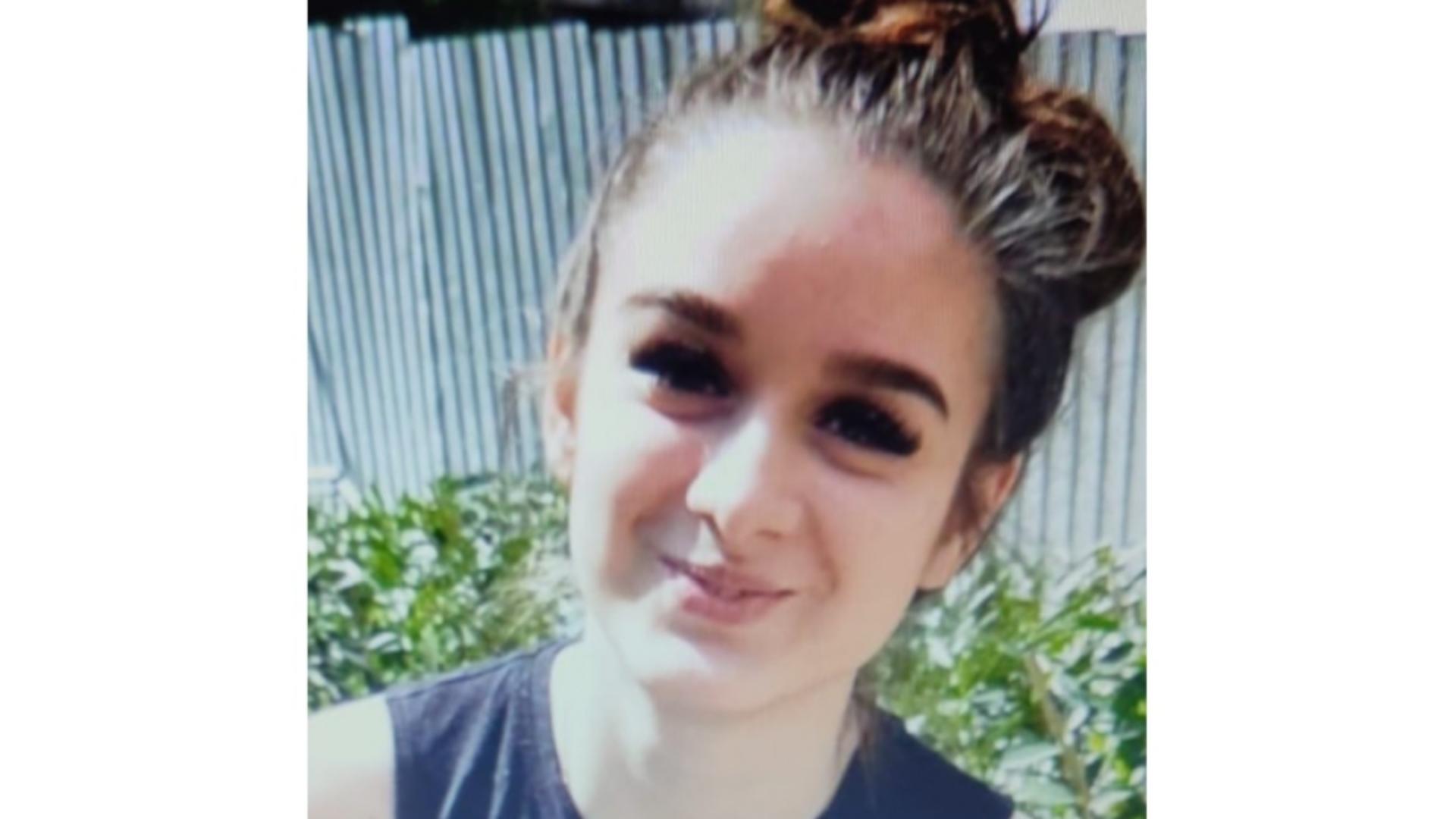 O adolescentă de 17 ani a dispărut din Capitală! Poliția cere ajutorul populației pentru găsirea fetei