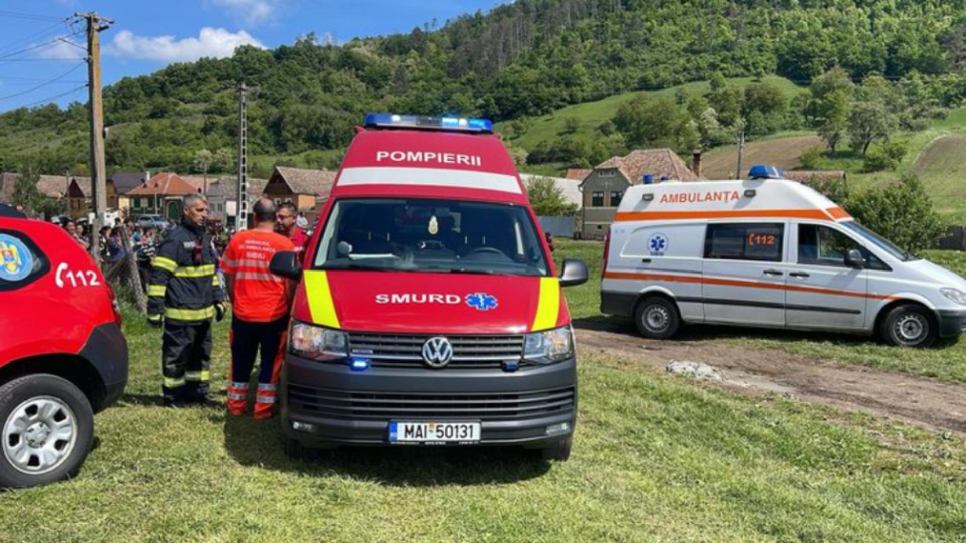 Un copil de 7 ani a decedat după ce a fost prins sub o autoutilitară, la Sibiu! / Foto: ISU Sibiu