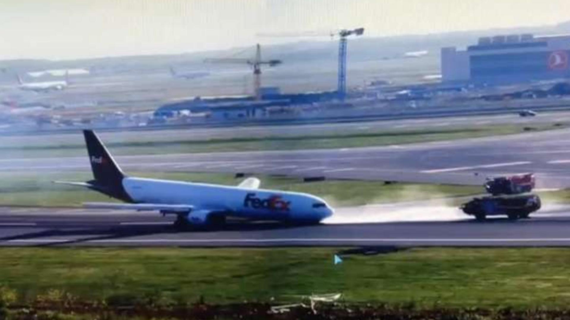 Incident aviatic grav: aterizare forțată a unui Boeing 763 pe aeroportul din Istanbul. Imagini spectaculoase – VIDEO