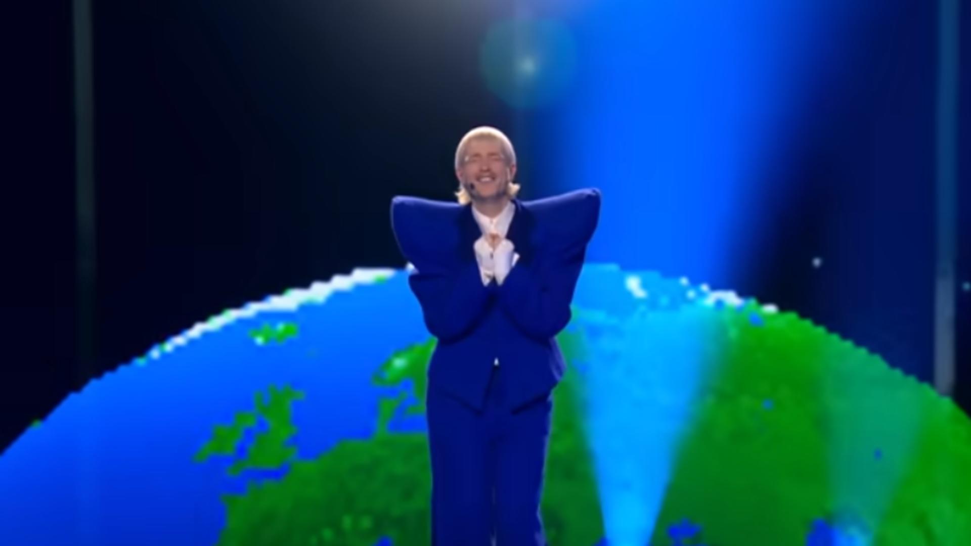 Scandal cu cântec la Eurovision. Unul dintre favoriți, dați afară din concurs cu câteva ore înainte de finală. Care a fost motivul