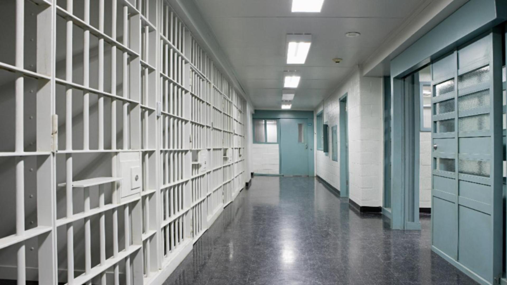 Bătaie între deținuți, în Penitenciarul Pitești. Poliția a intervenit să aplaneze conflictul