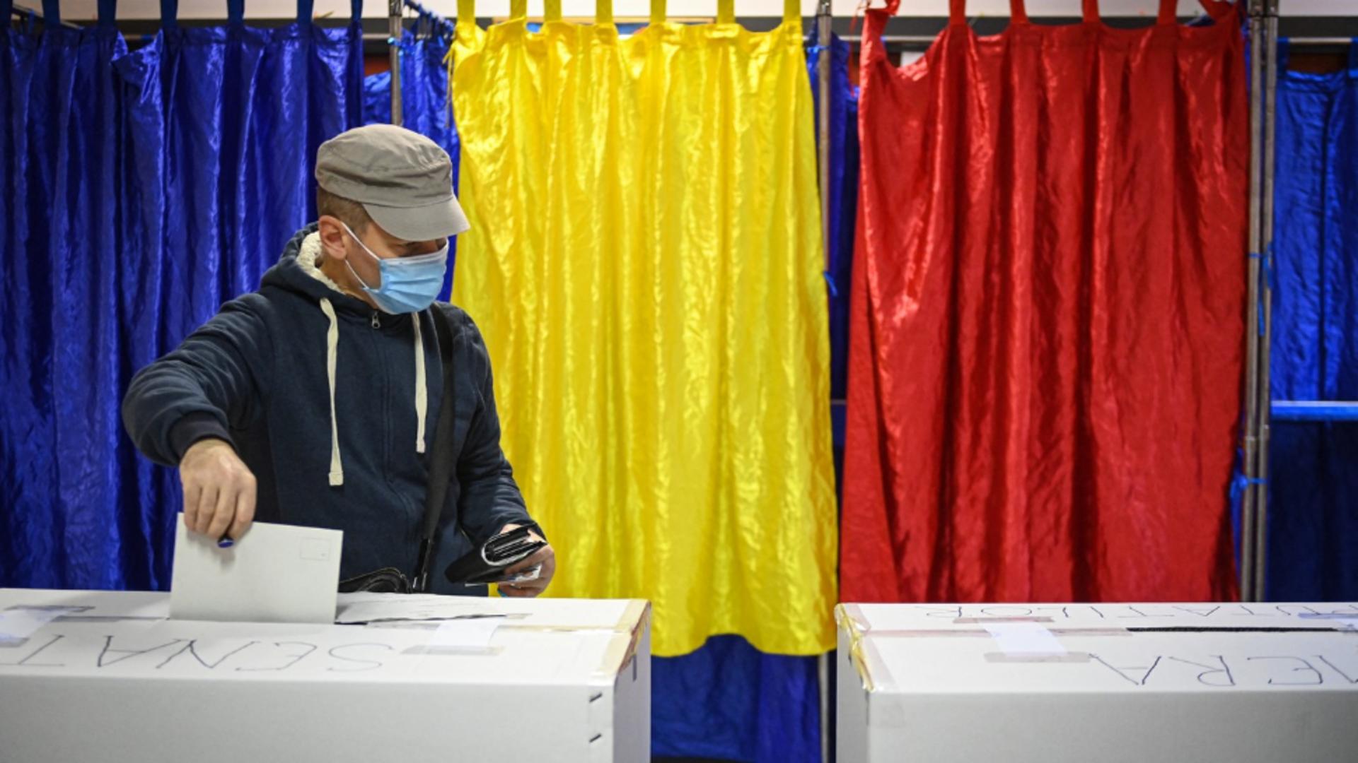 Politologii francezi, semnal de alarmă cu privire la alegerile din România