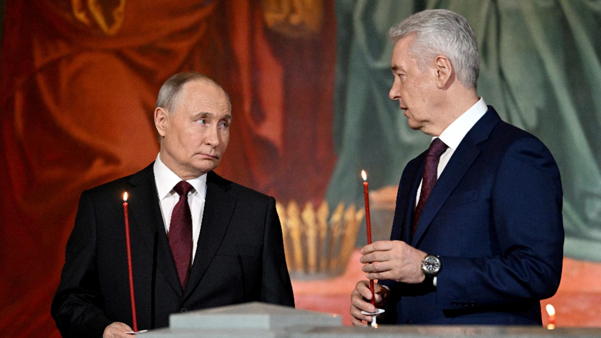 Vladimir Putin a fost însoțit de primarul Moscovei (foto: Profimedia)